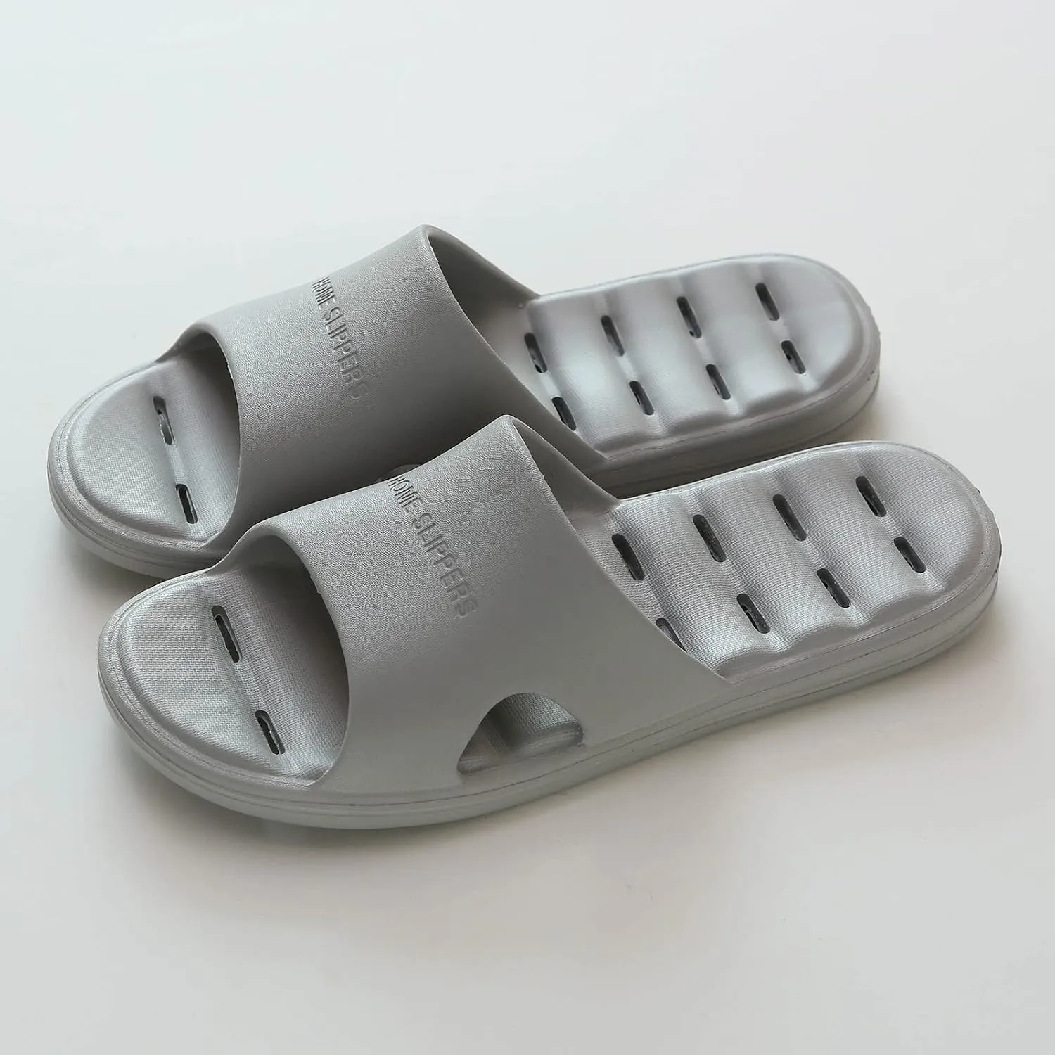 Fashion All Seasons Men Slippers Flat Non Slip Lightweight Home Bathroom Comfortable Hollow Home Slippers Men And Women Men S