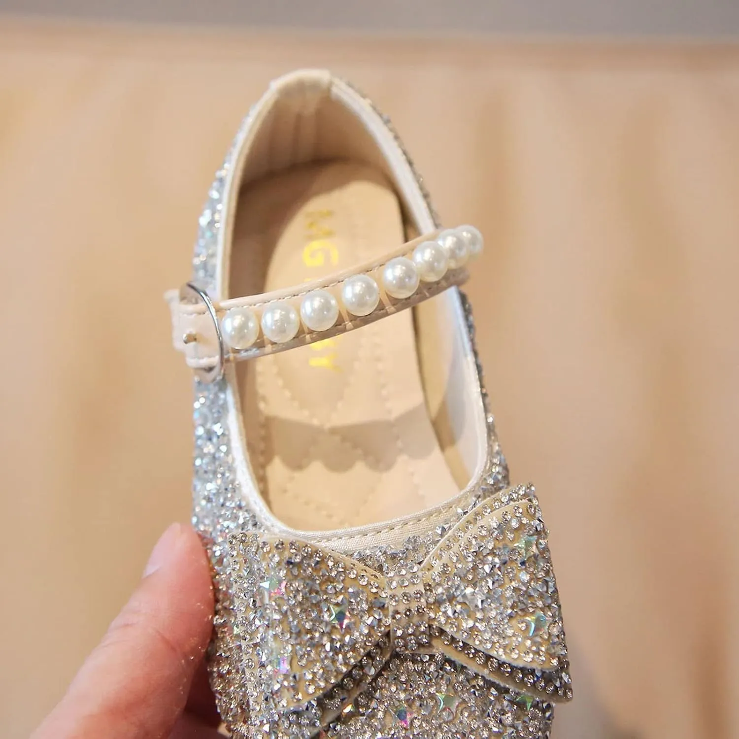 Fashion Autumn Girls Casual Shoes Rhinestone Sequin Bow Buckle Dress Shoes Dance Shoes Cute Shoes (Silver, 5.5-6 Years)