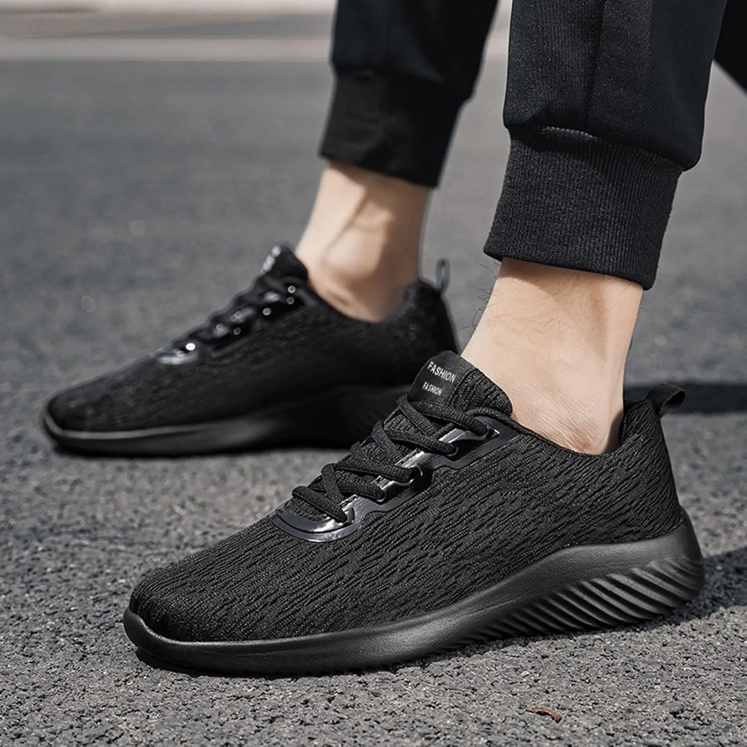 Fashion Men Mesh Casual Sport Shoes Lace Up Solid Color Running Breathable Soft Bottom Slippers Men Indoor Sneaker Shoes for