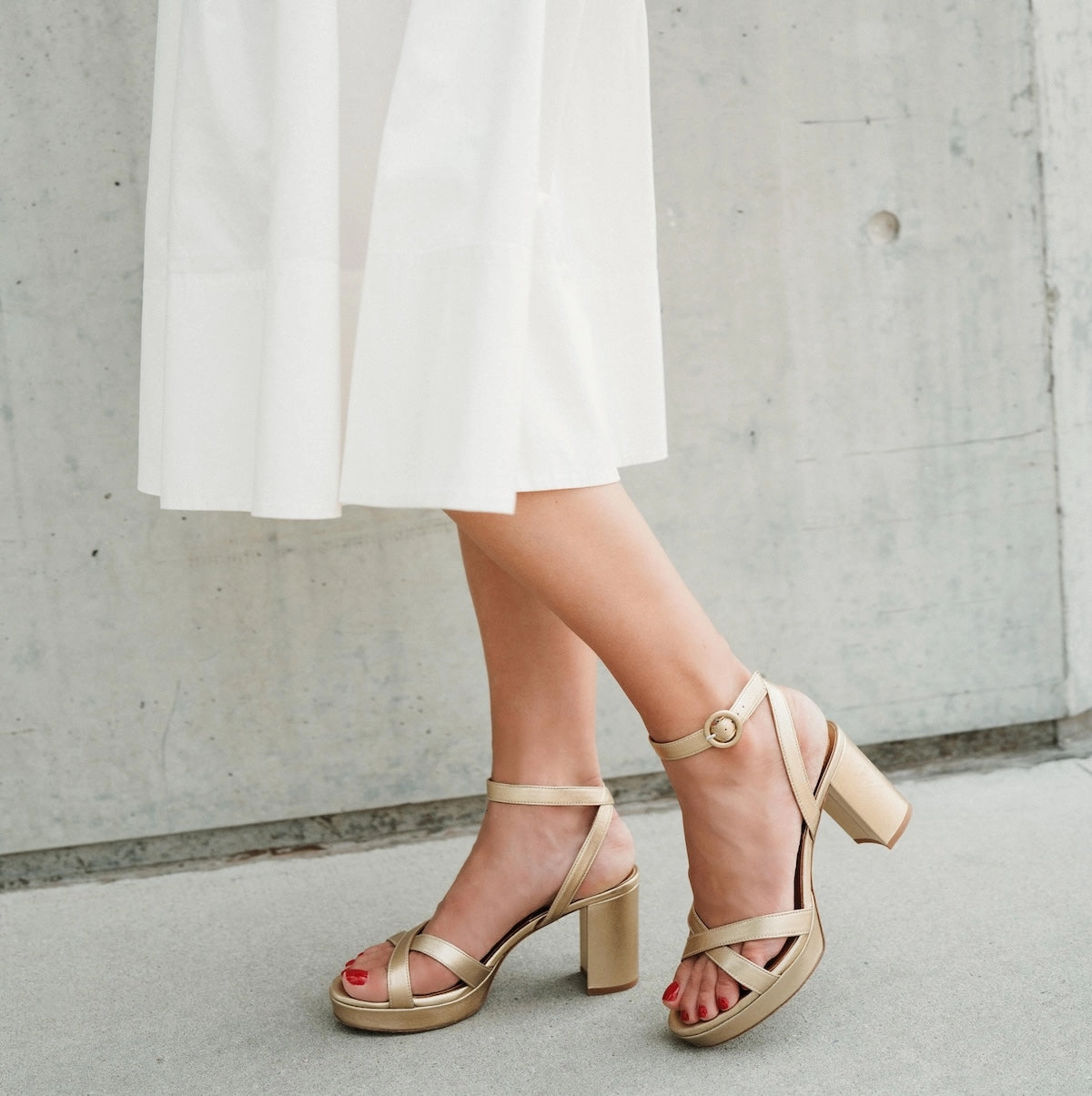 The Platform Sandal - Gold Nappa Minimalist Comfortable outdoor wear
