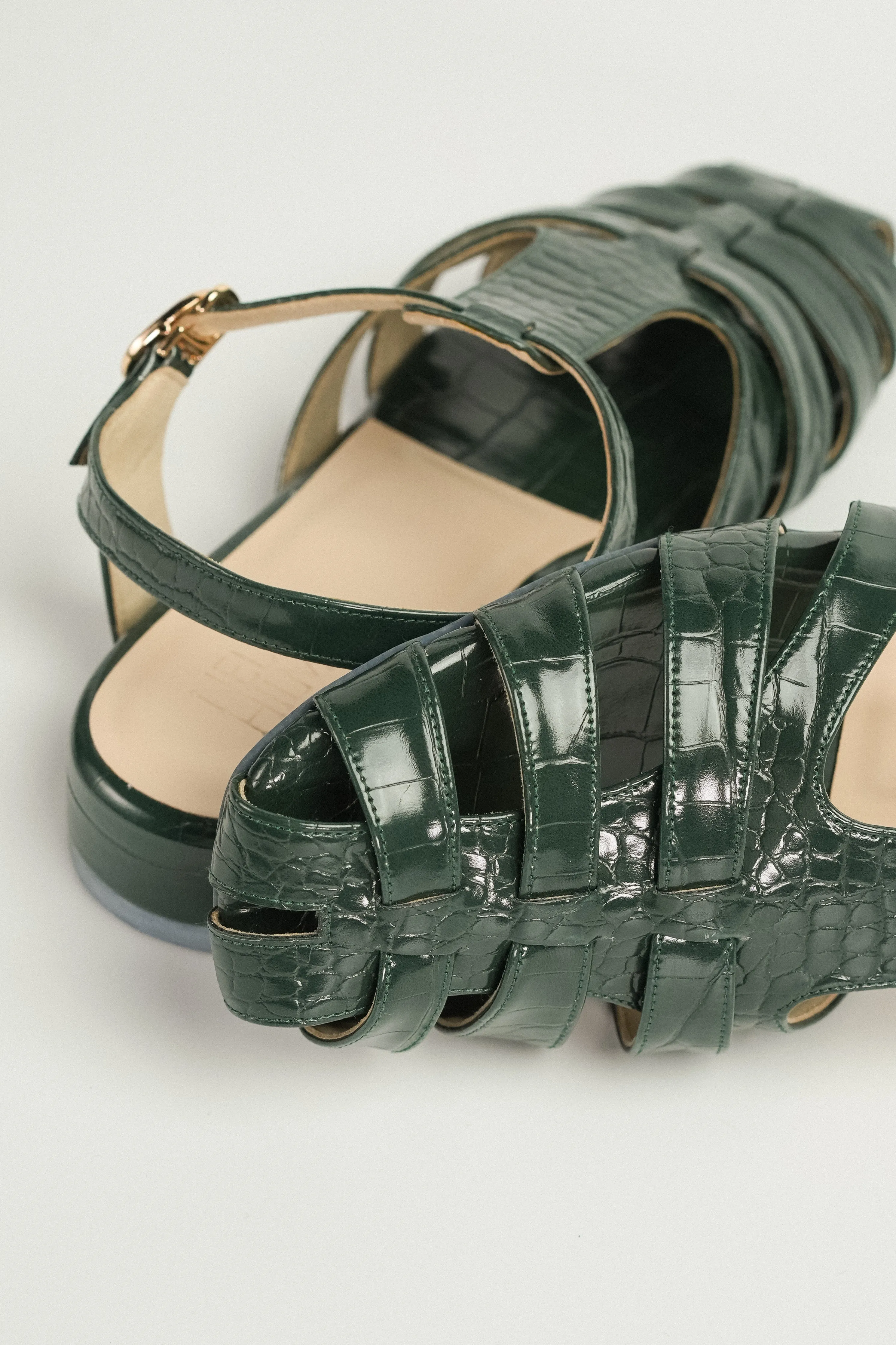Fisherman Cage Sandals (Green Croc)