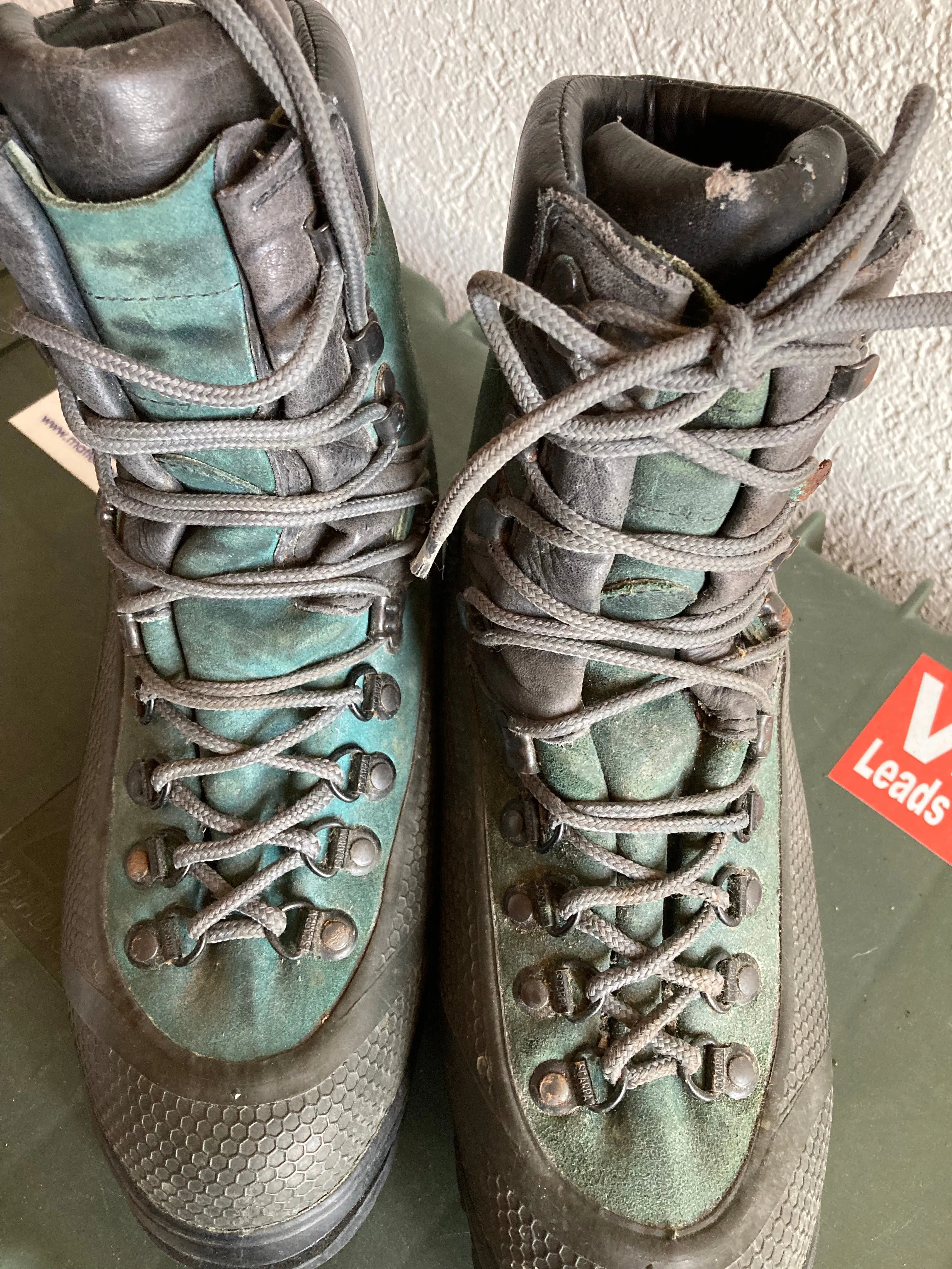 Footwear, Scarpa Mountaineering Boots, 42.5 (Used)