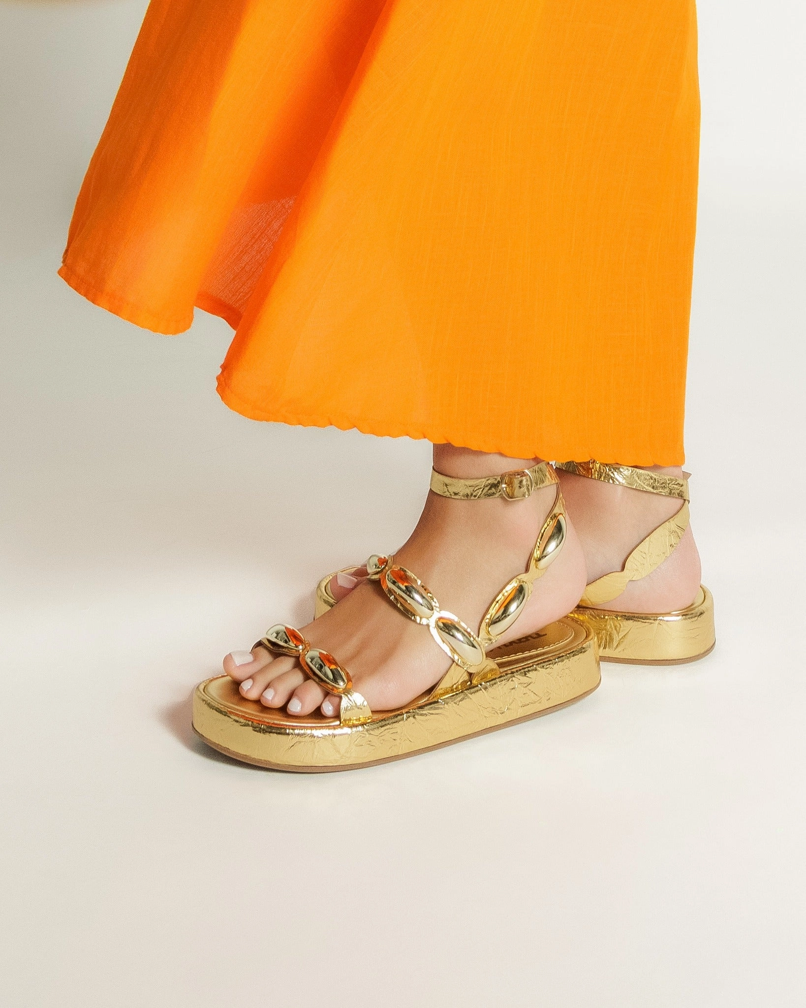 Gala Ouro Metal Comfortable Lightweight Footwear