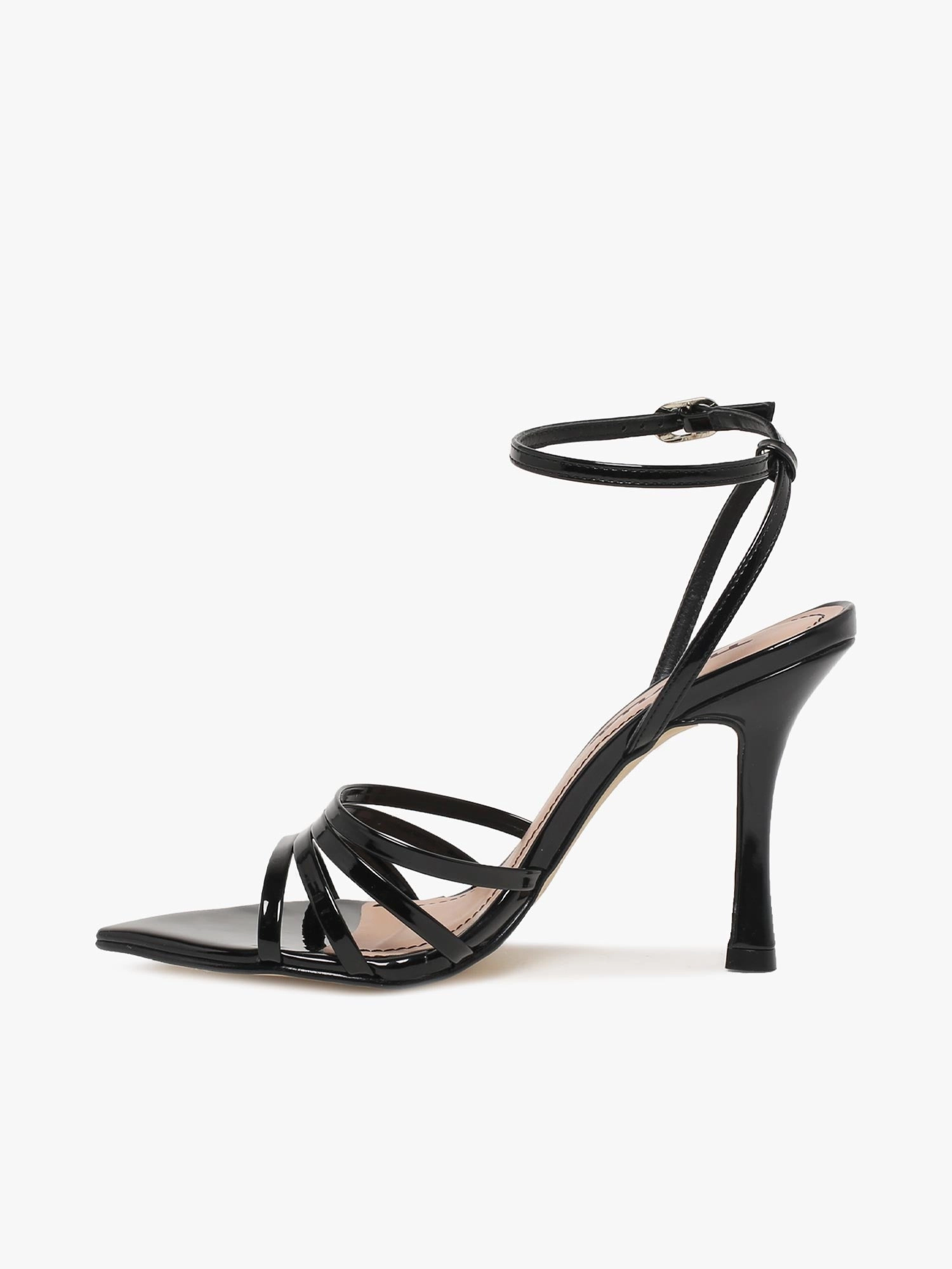 Geraldine Preto Verniz Sustainable materials