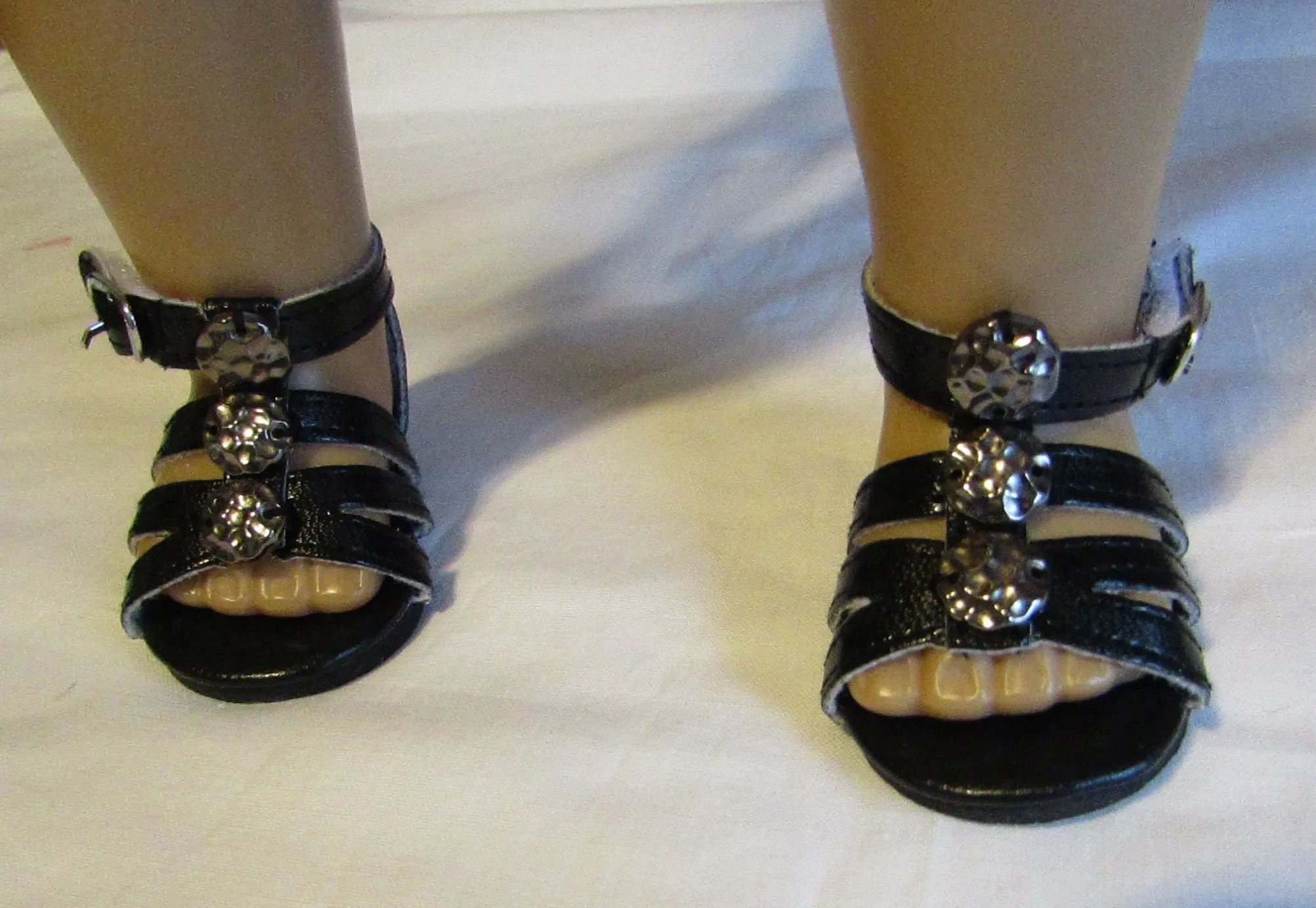 Gladiator Sandals 18 inch Doll: Black