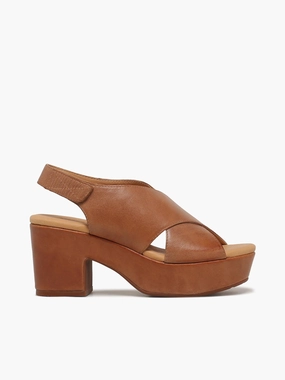 Glendera Camel Leather All-day Comfort Glendera Camel Leather Closed Toe