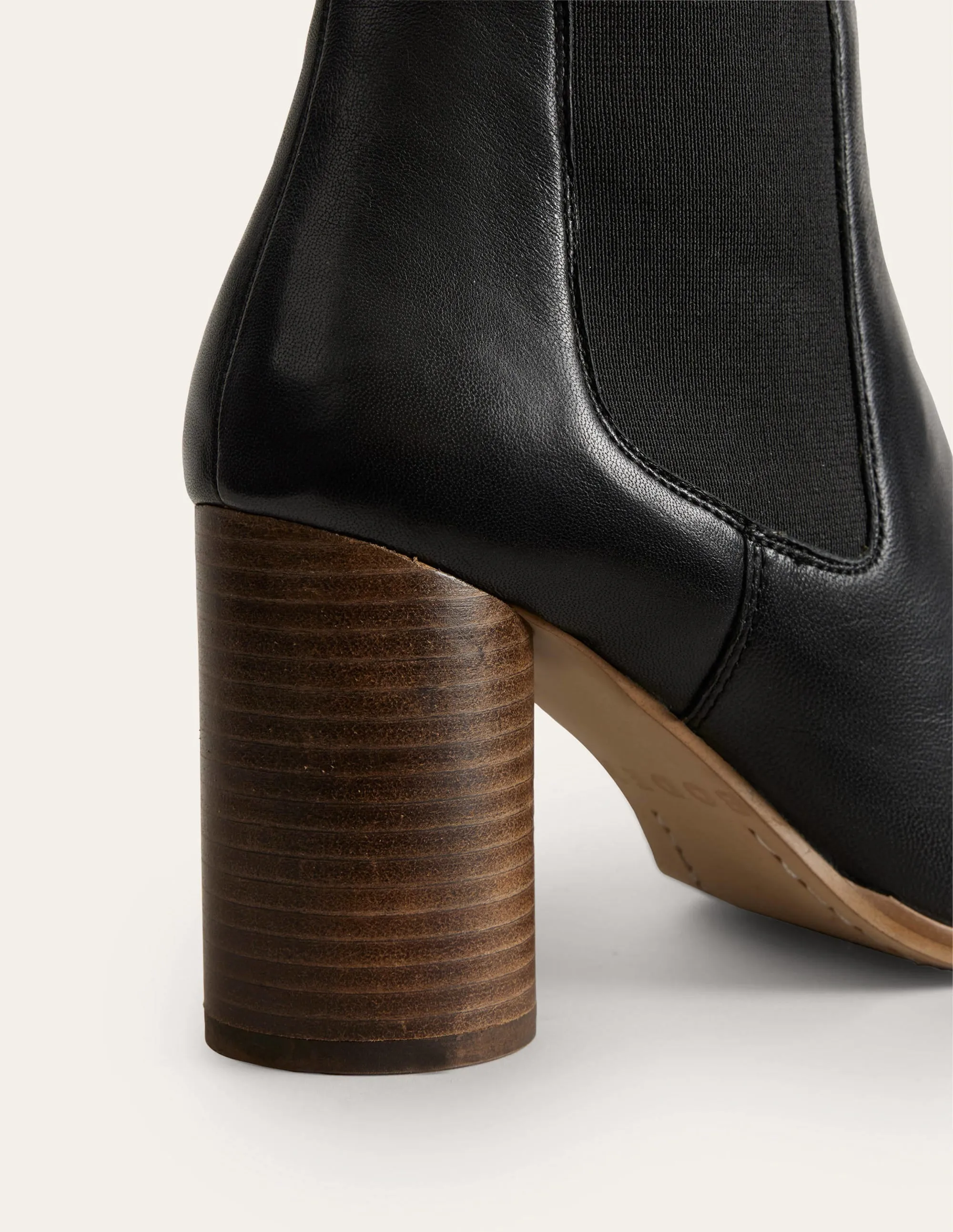 Heeled Chelsea Boots-Black