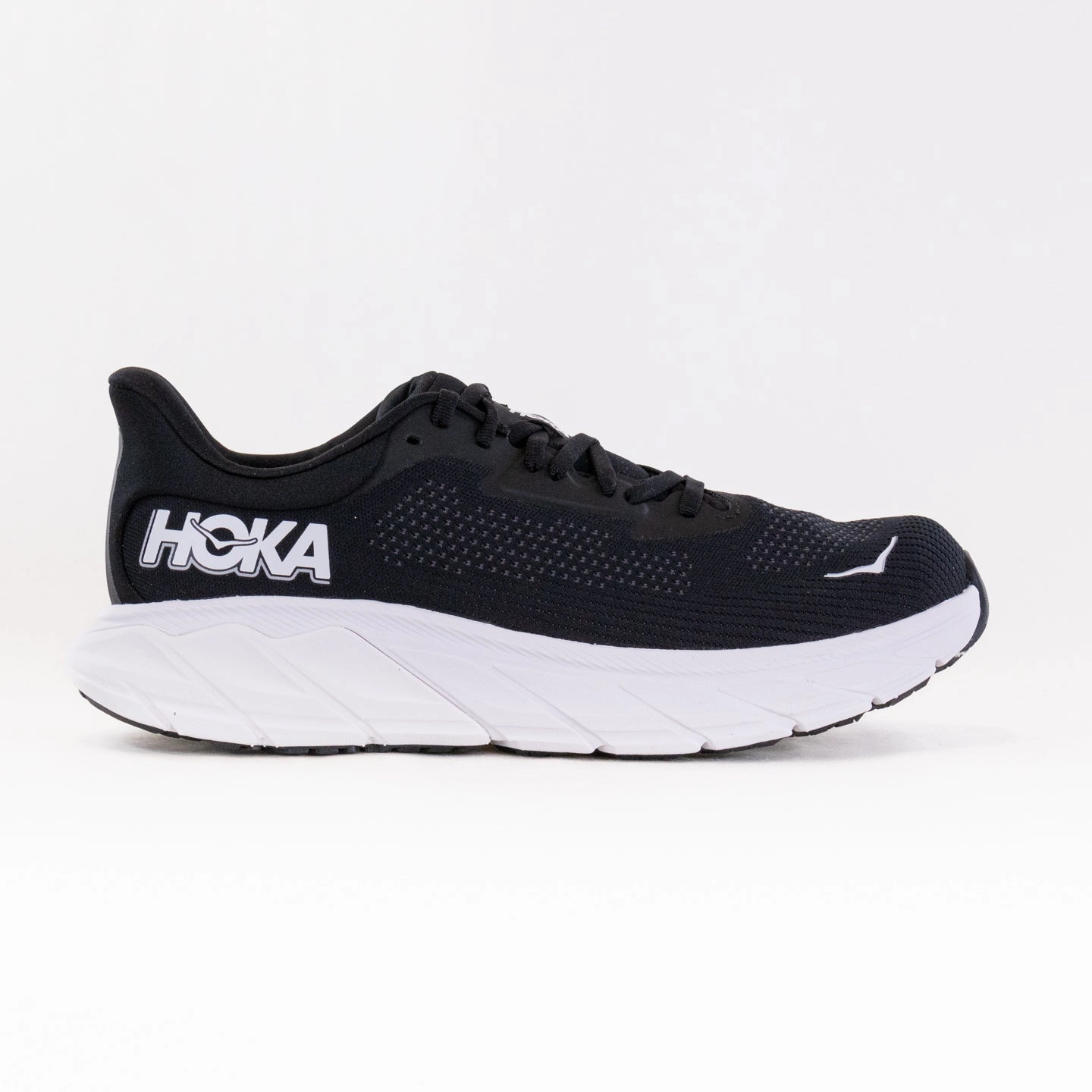 Stay Stylish Shade Step Hoka Arahi 7 Wide (Men's) - Black/White