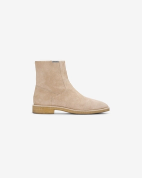 Impact Absorbing Heel Crepe Chelsea Boot - Sand Crepe Chelsea Boot - Sand Maximum touch