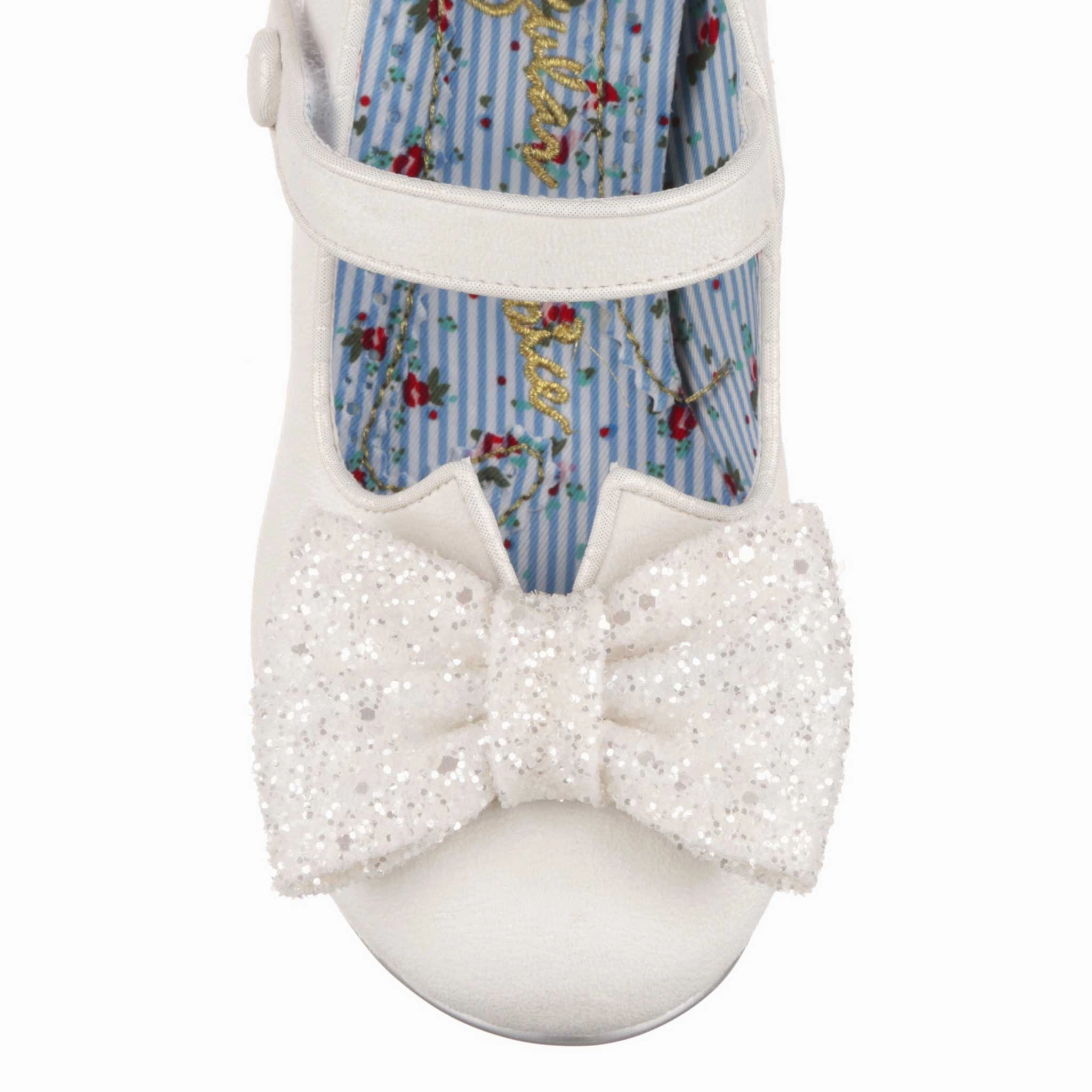 Cushioned heel Quick Dry Fabric Technology Piccolo
