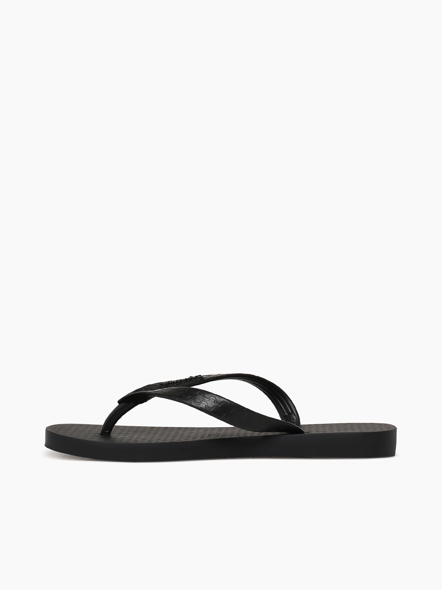 Ipanema Classic Black Lightweight Outsole