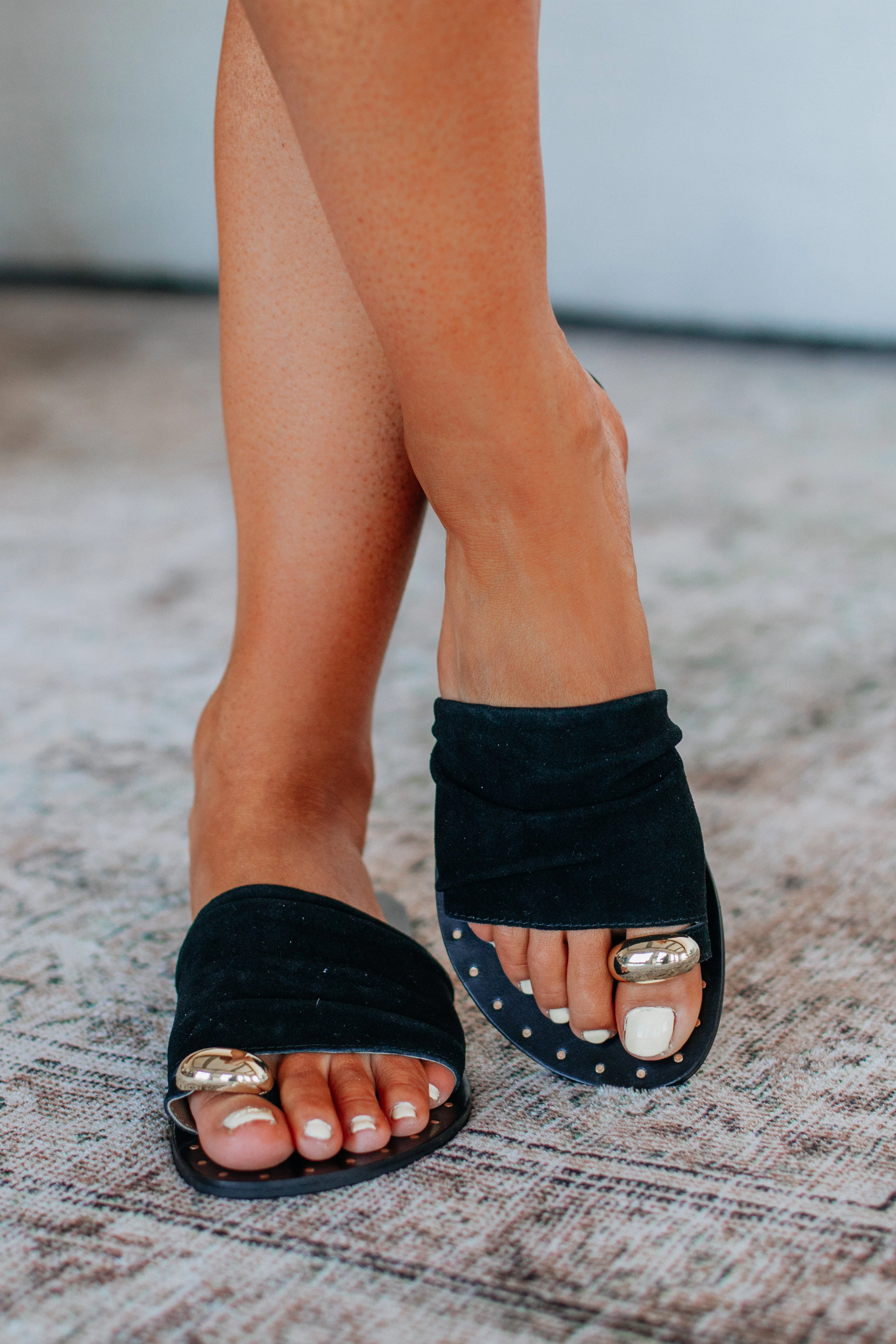 Keep It Current Sandals - Black Leg Long Smooth Inner Seams