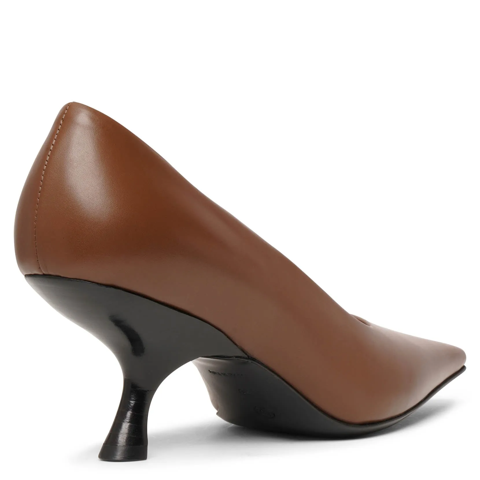 Kitten leather pumps