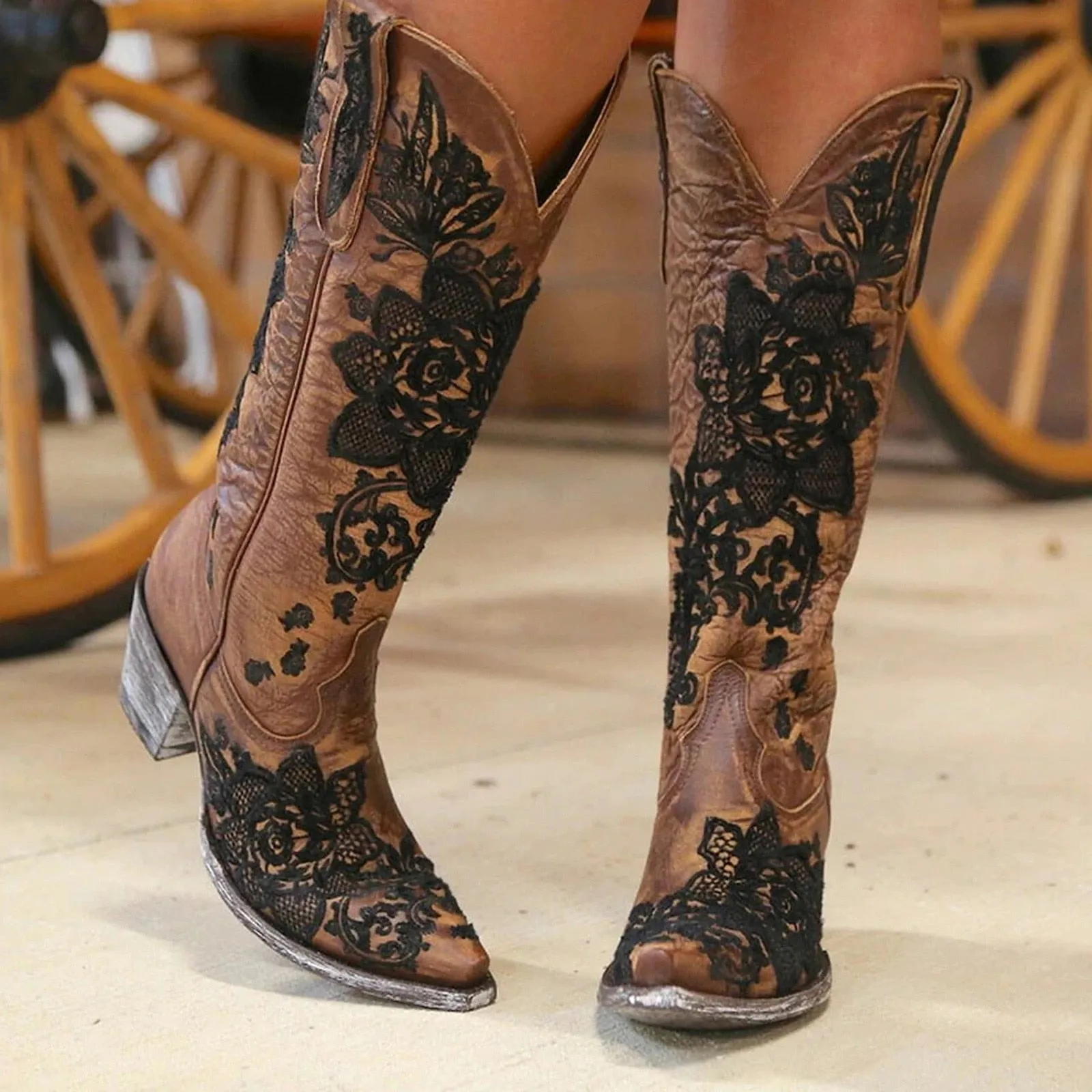 Knee-high High Tube Middle Heel Ladies Cowboy Boots
