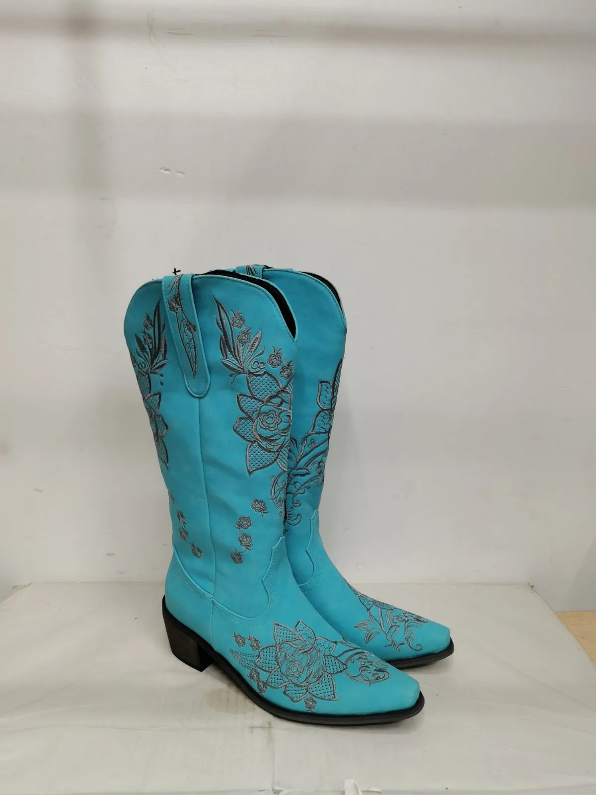 Knee-high High Tube Middle Heel Ladies Cowboy Boots