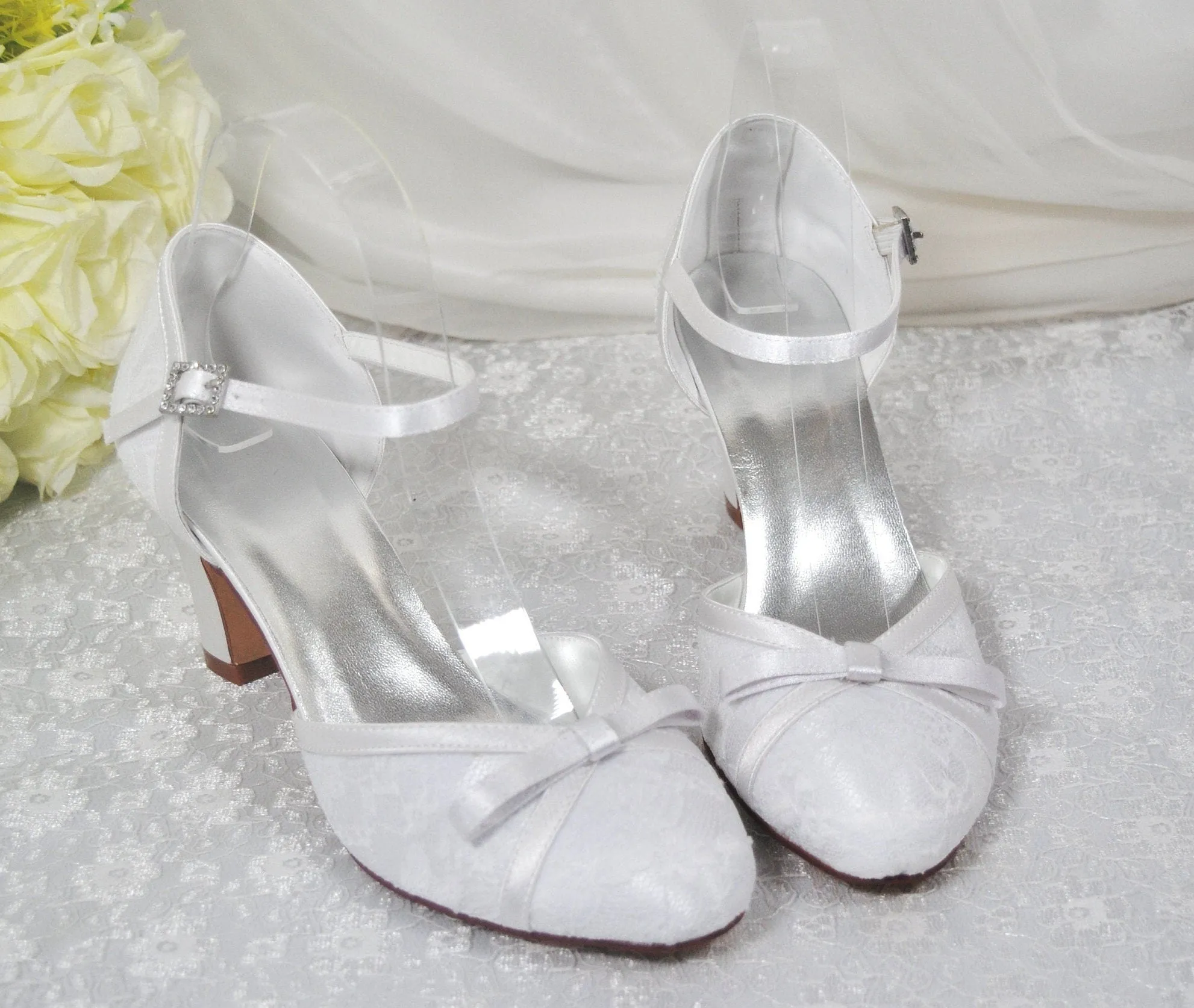 Lace Block Heel Sandals | White or Ivory