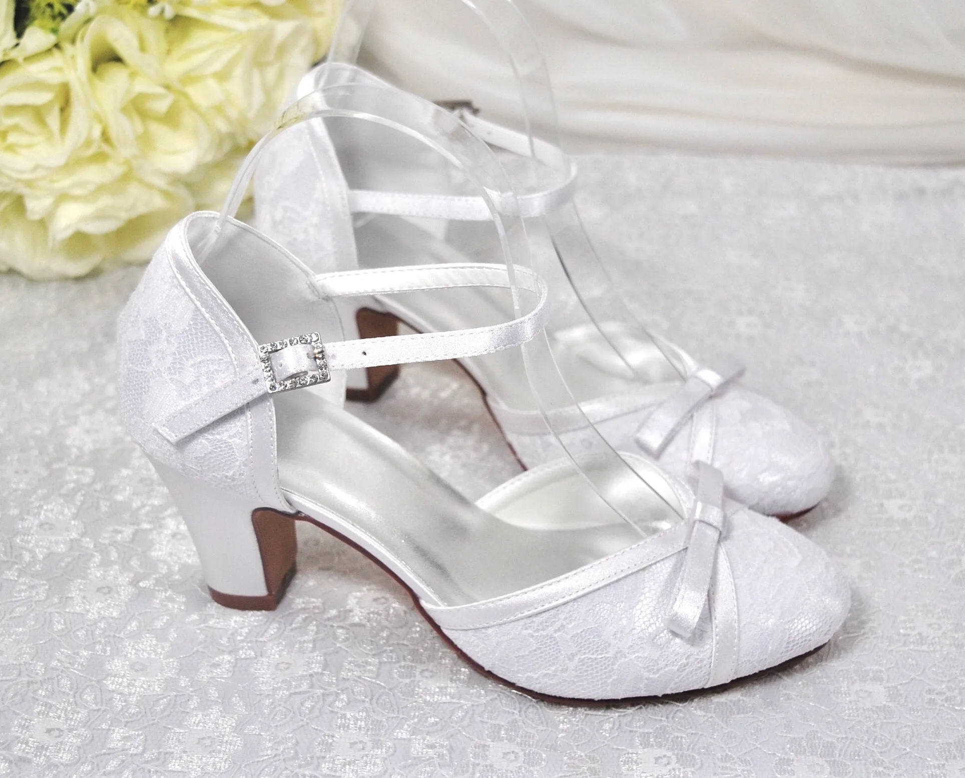Lace Block Heel Sandals | White or Ivory