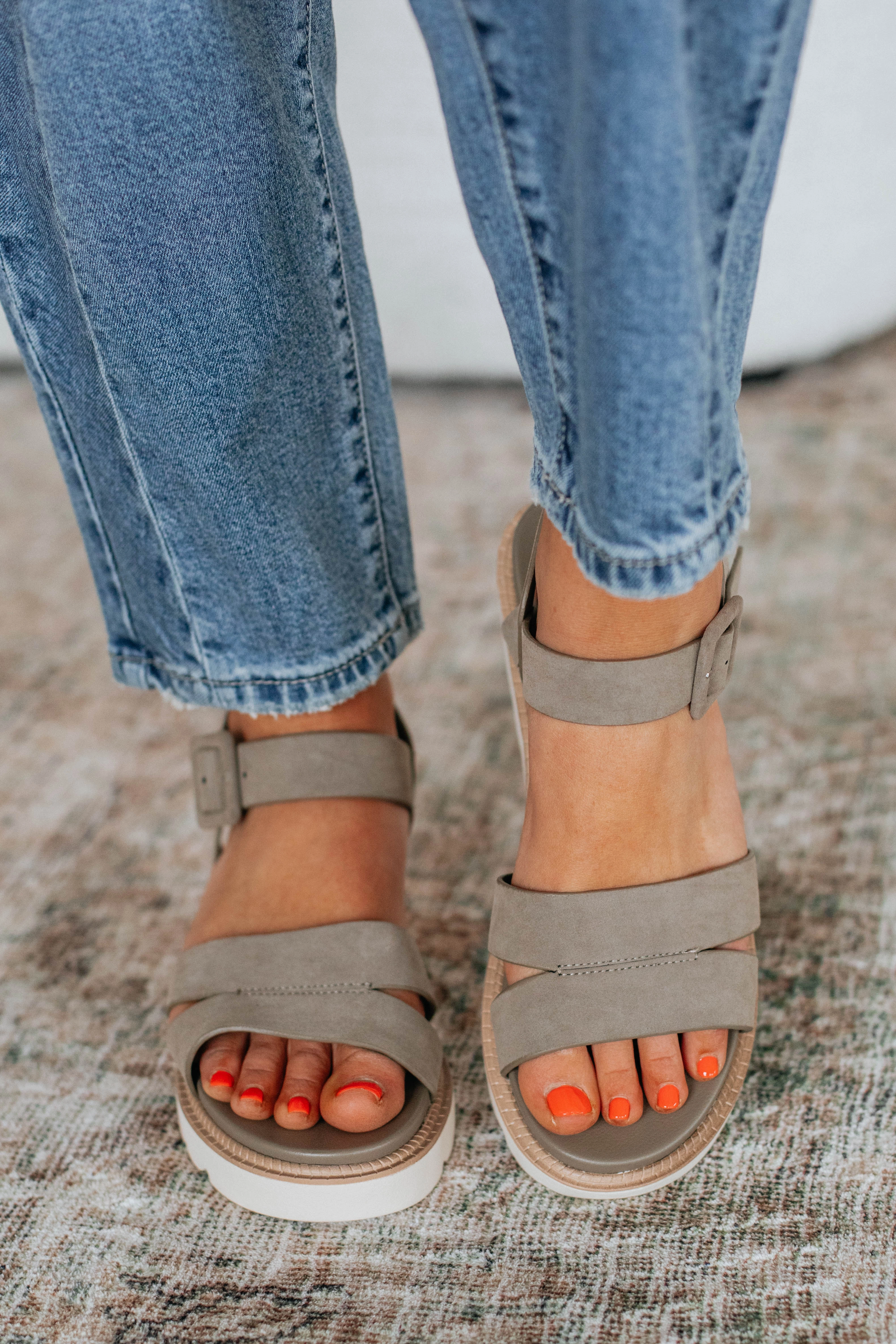 Desert Run Street Cool What To Expect Sandals