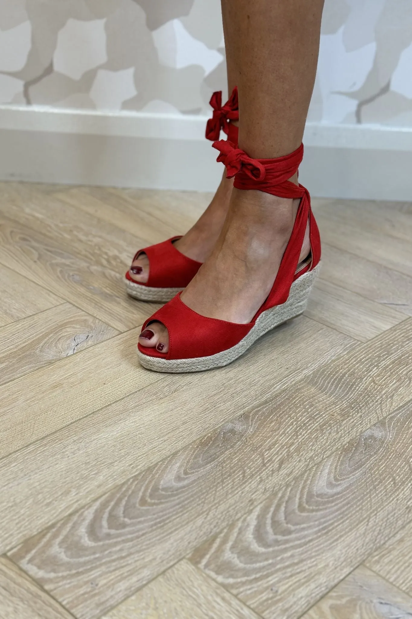 Lauren Open Toe Wedge In Red