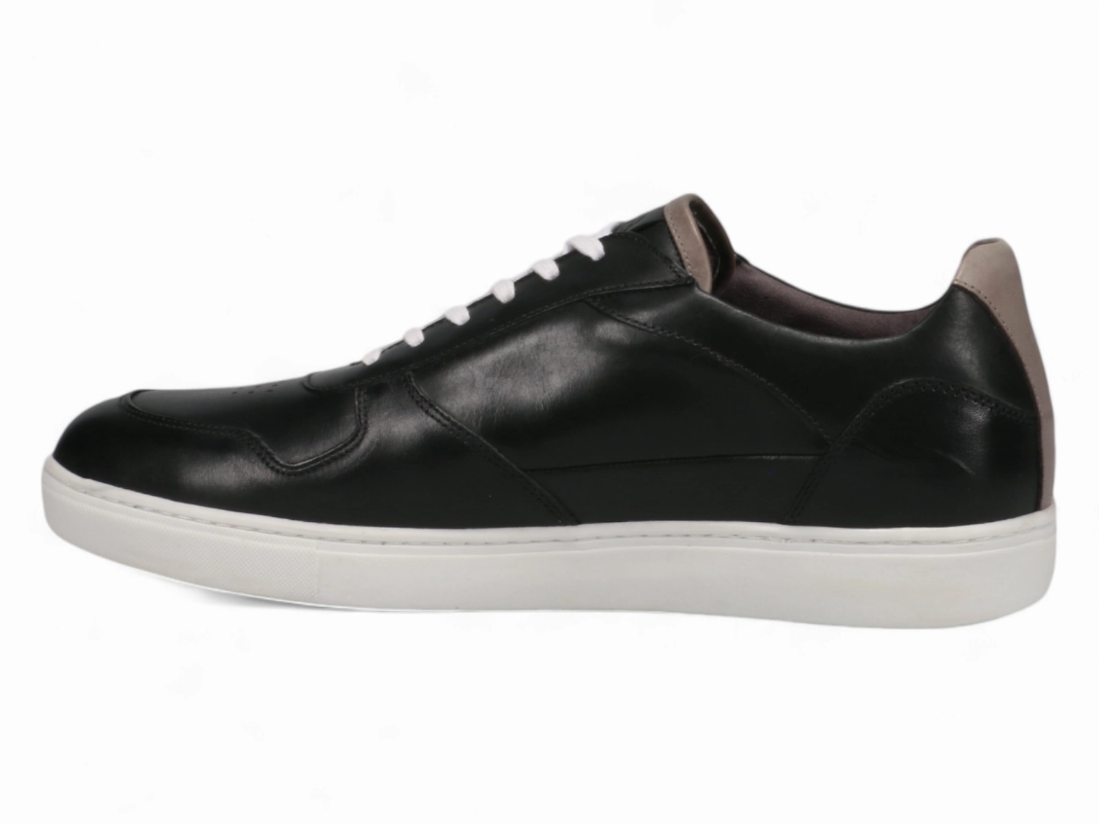 Michael Ellis Turner Athletic Sneaker Black Path Walk Range Hike