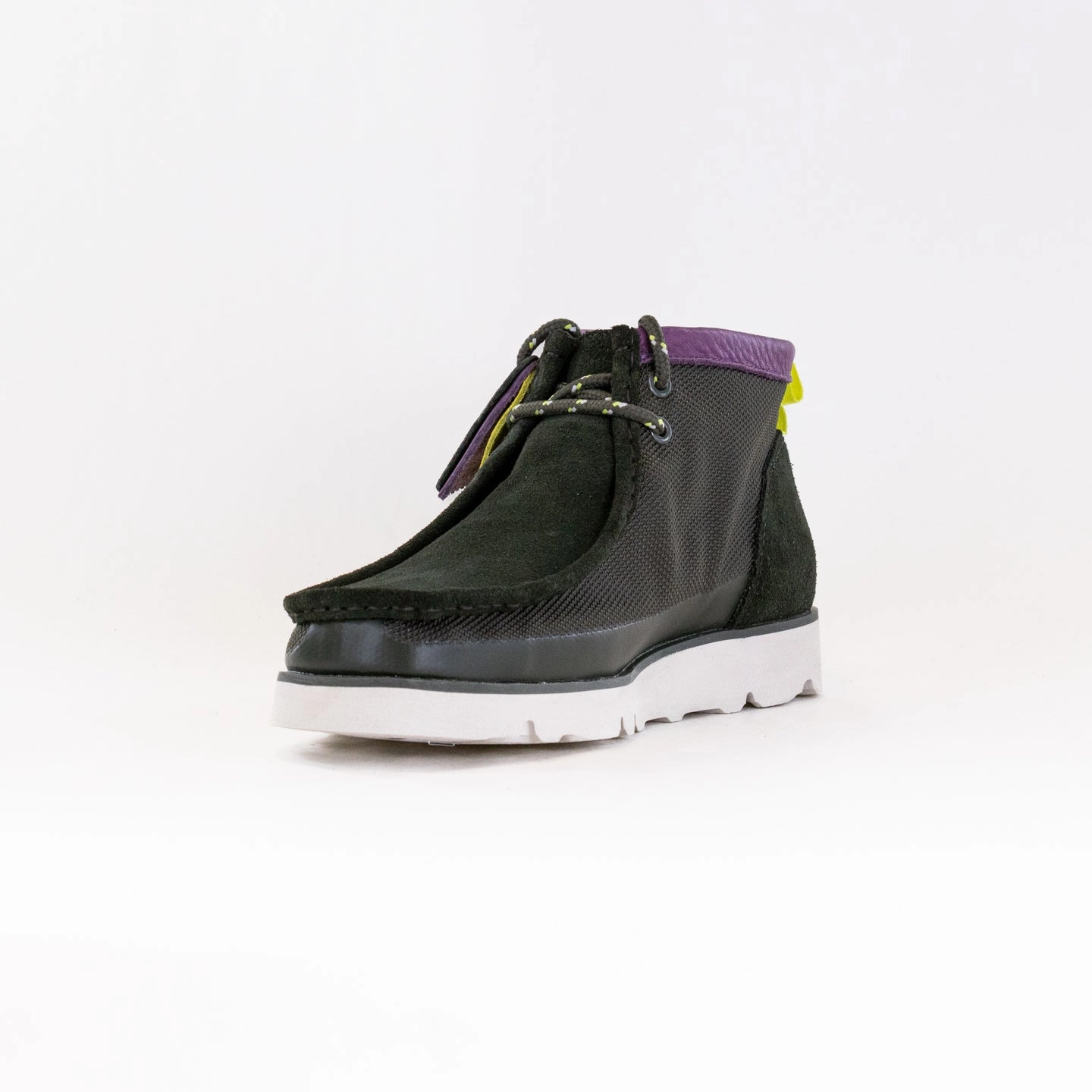 Stair Step Clarks Originals Wallabee 2.0 Gore-Tex? Waterproof Boot (Men's) - Olive