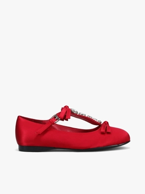 Light Touch Guess List Red Satin Guess List Red Satin Fashion Forward Toe Cap
