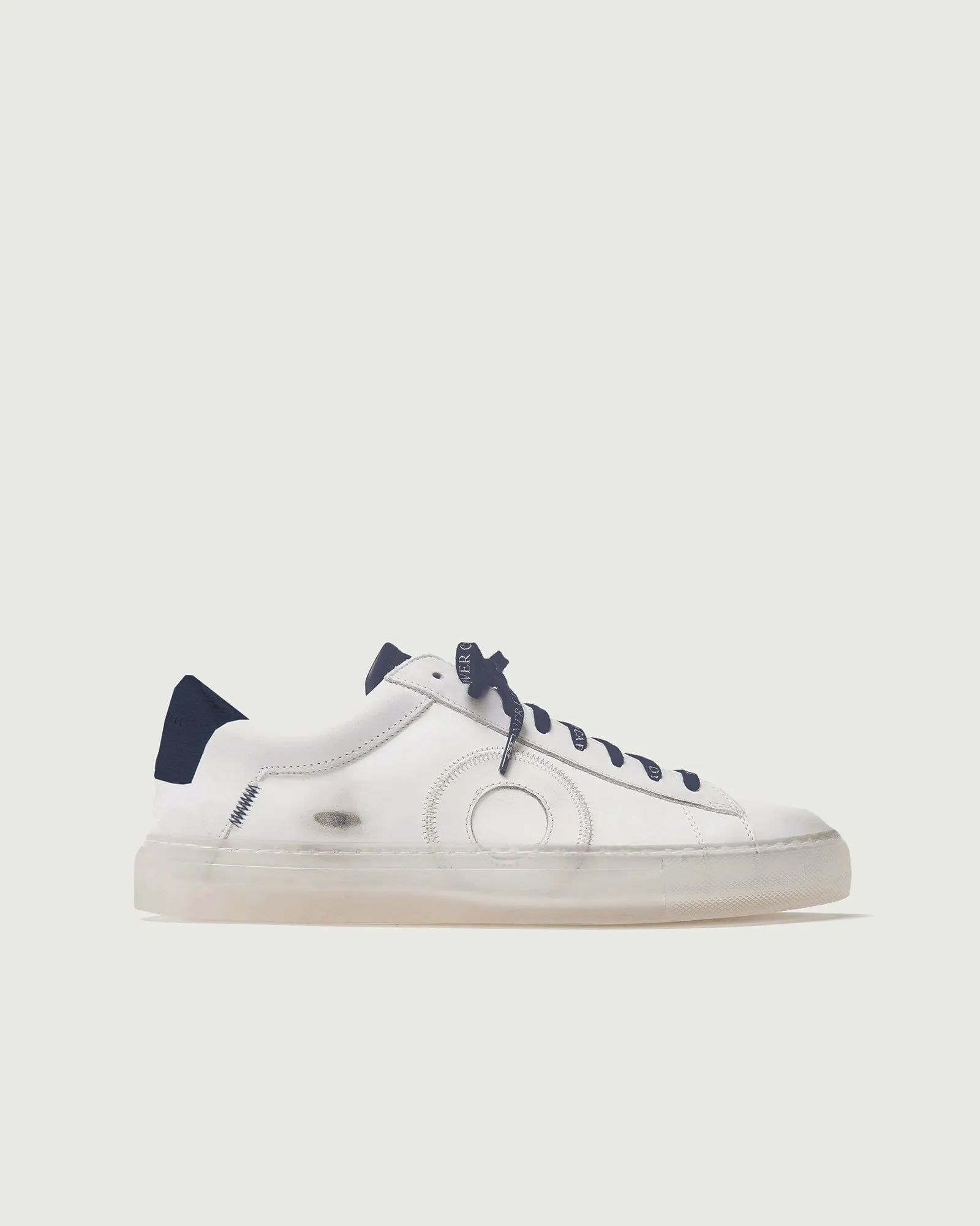 Easy - to - wear Low 1 | Oxford Yin Yang