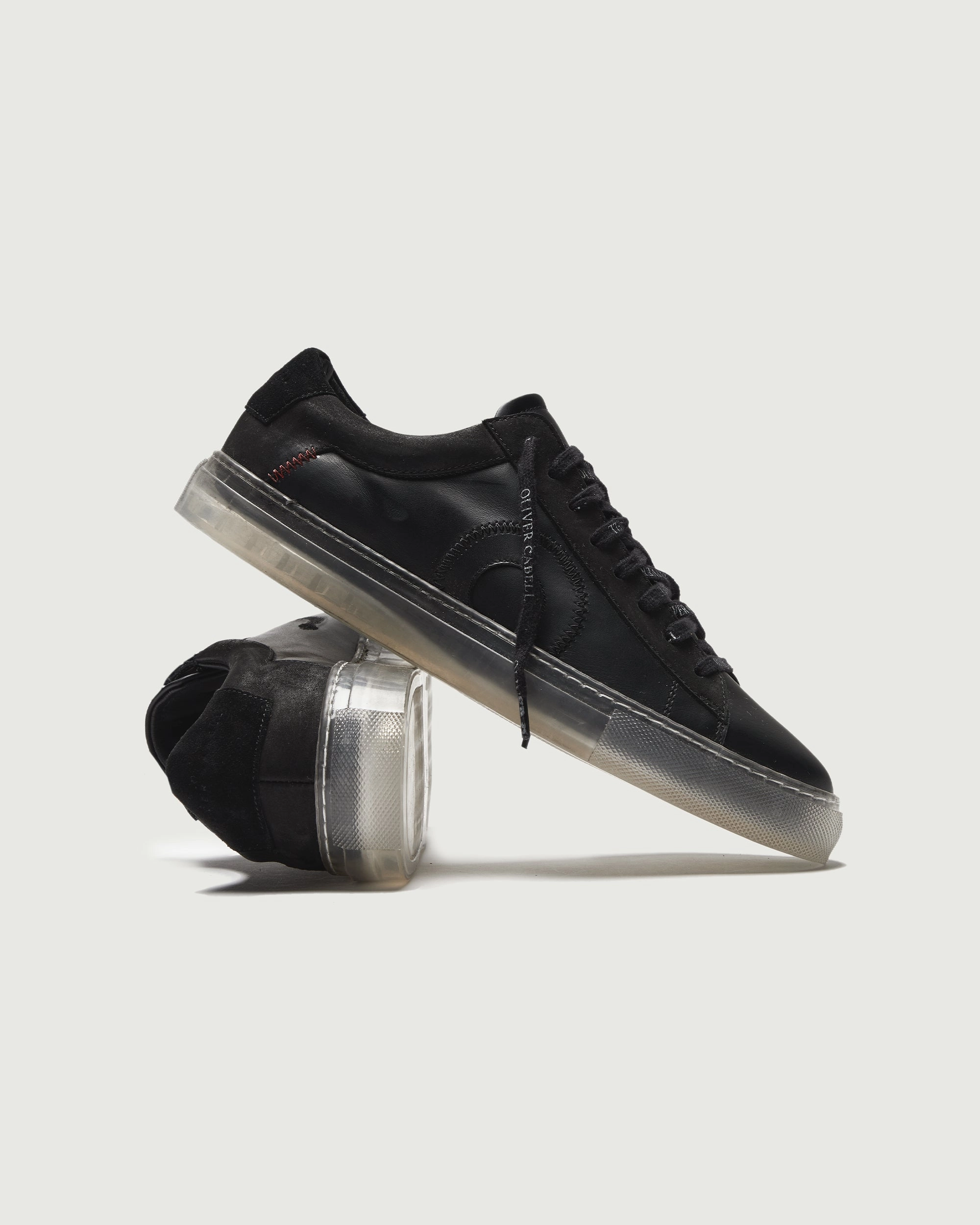 Gentle on Feet Low 1 | Black Ghost (Orthopedic)