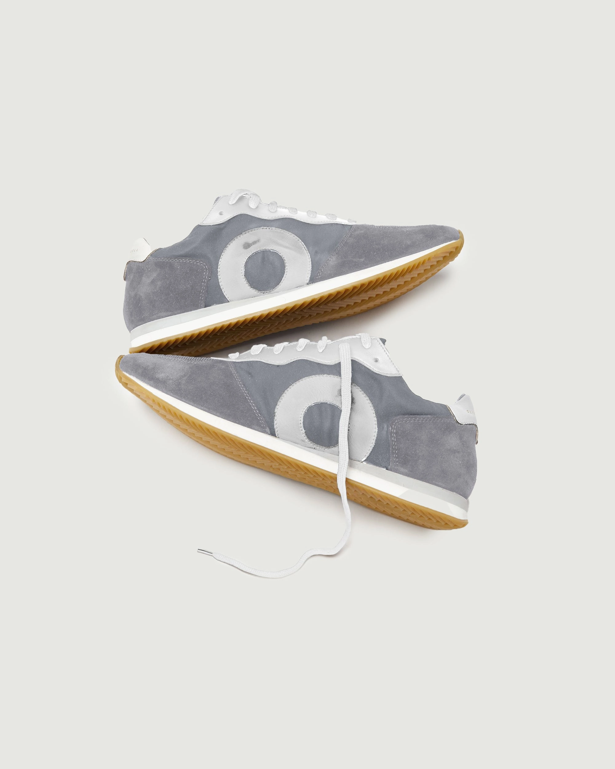 travelers' mules Runner | Fog