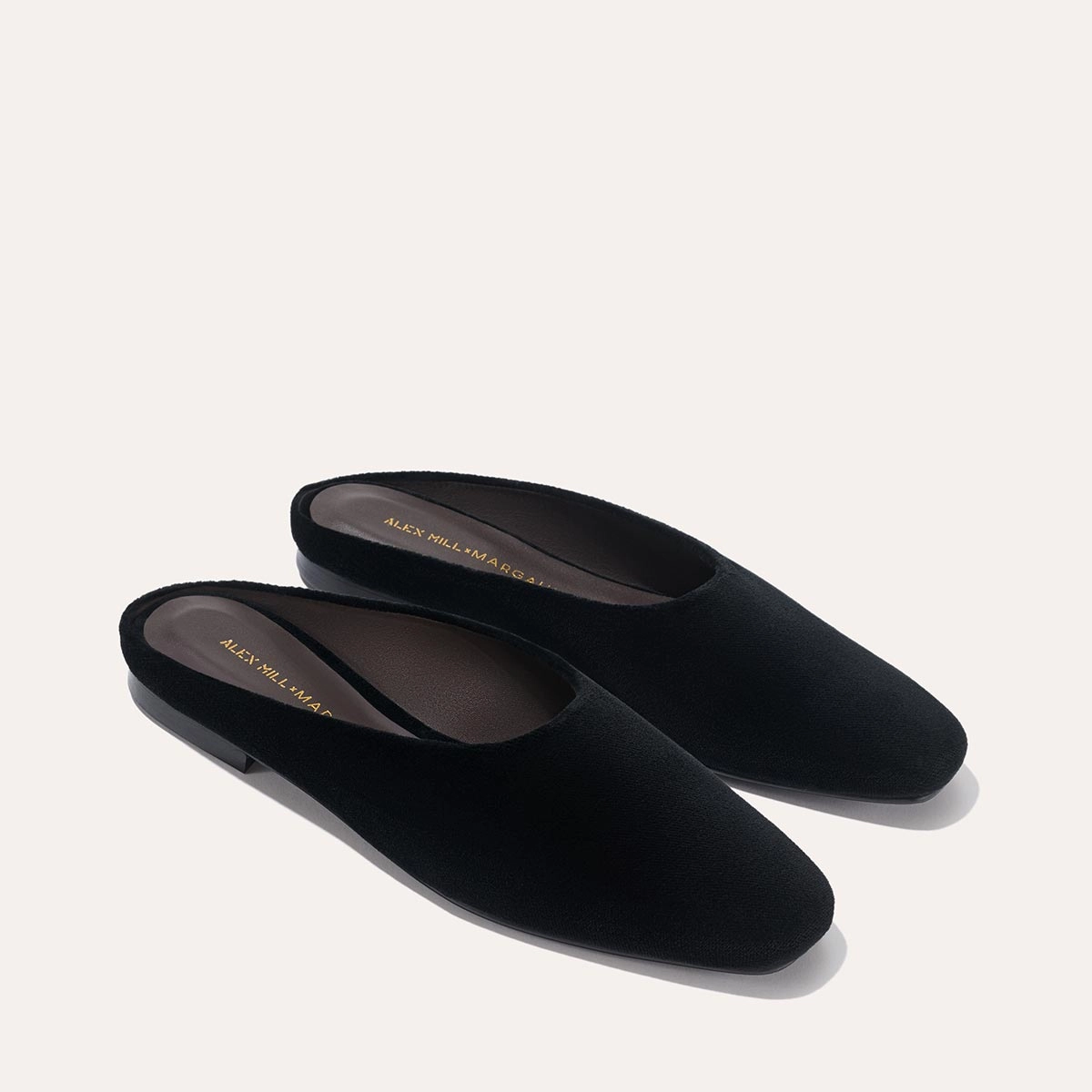 Low Profile Cushioning Alex Mill x Margaux: The Clara - Black Velvet Comfort footbed