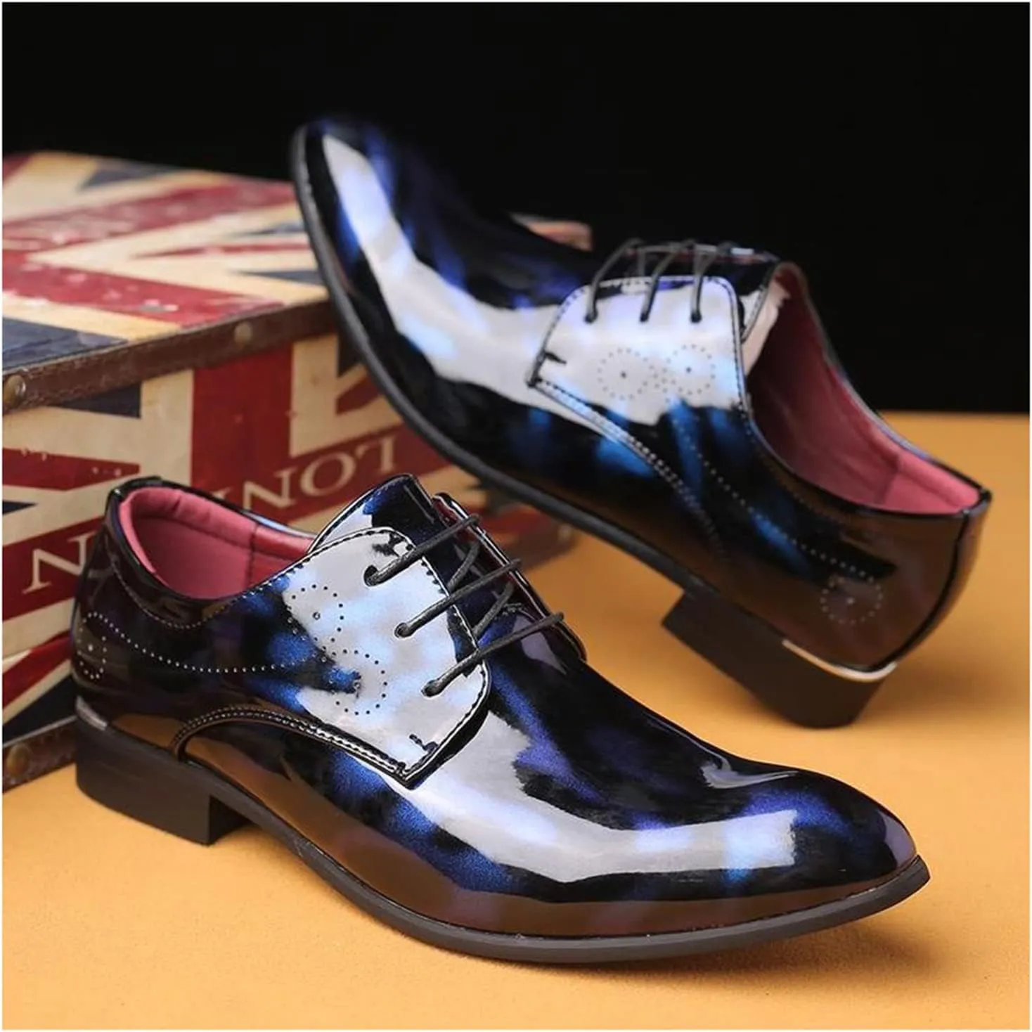 Men's Dress Shoes Lace-Up Brogues Derbys Oxford Formal Shoes Fashion Floral Patent Leather Wedding Shoes