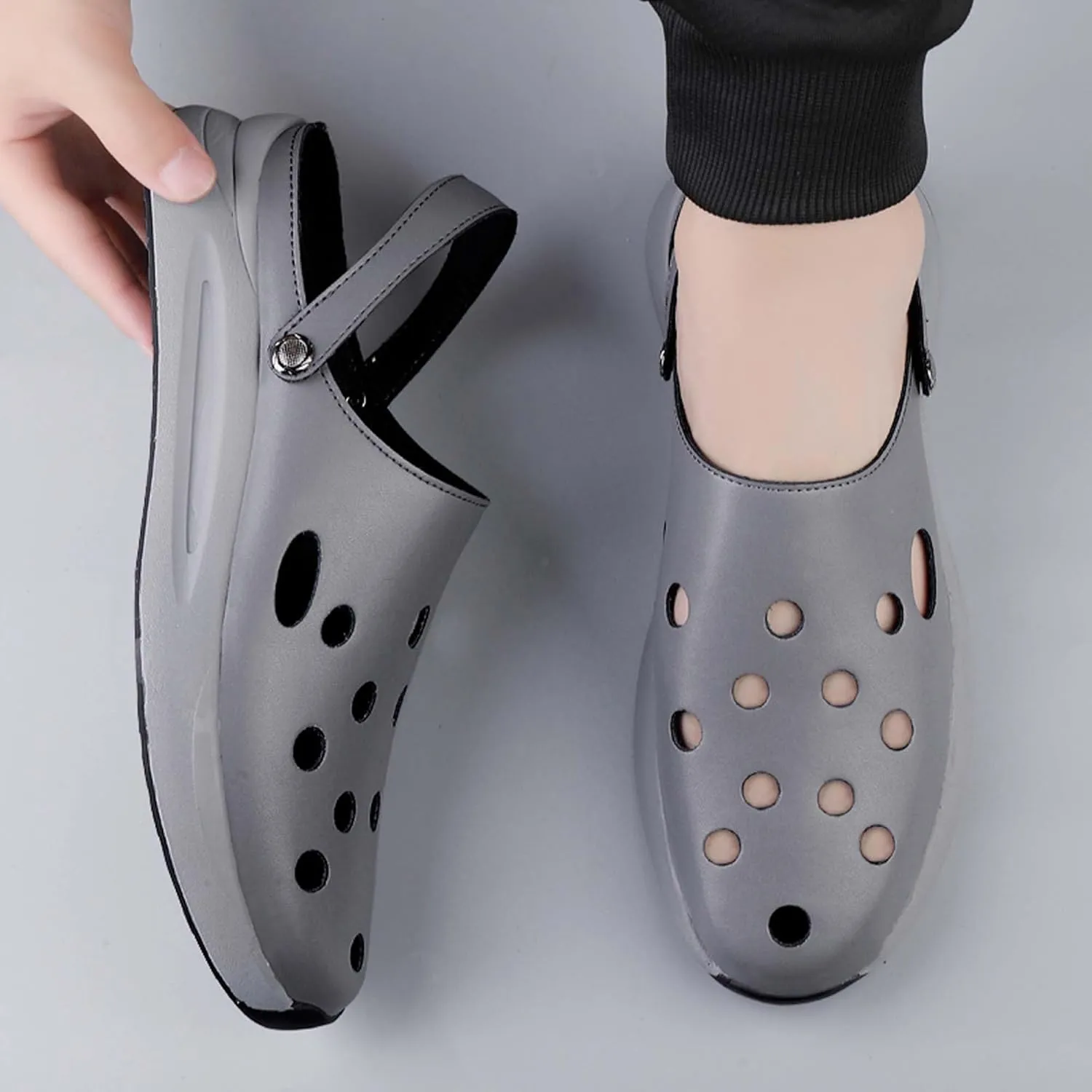 Men's Garden Shoes Comfortable Breathable Summer Sports Sandals Outdoor Casual Walking Beach Shoes Indoor Outdoor Clogs Mule Sandals Slippers