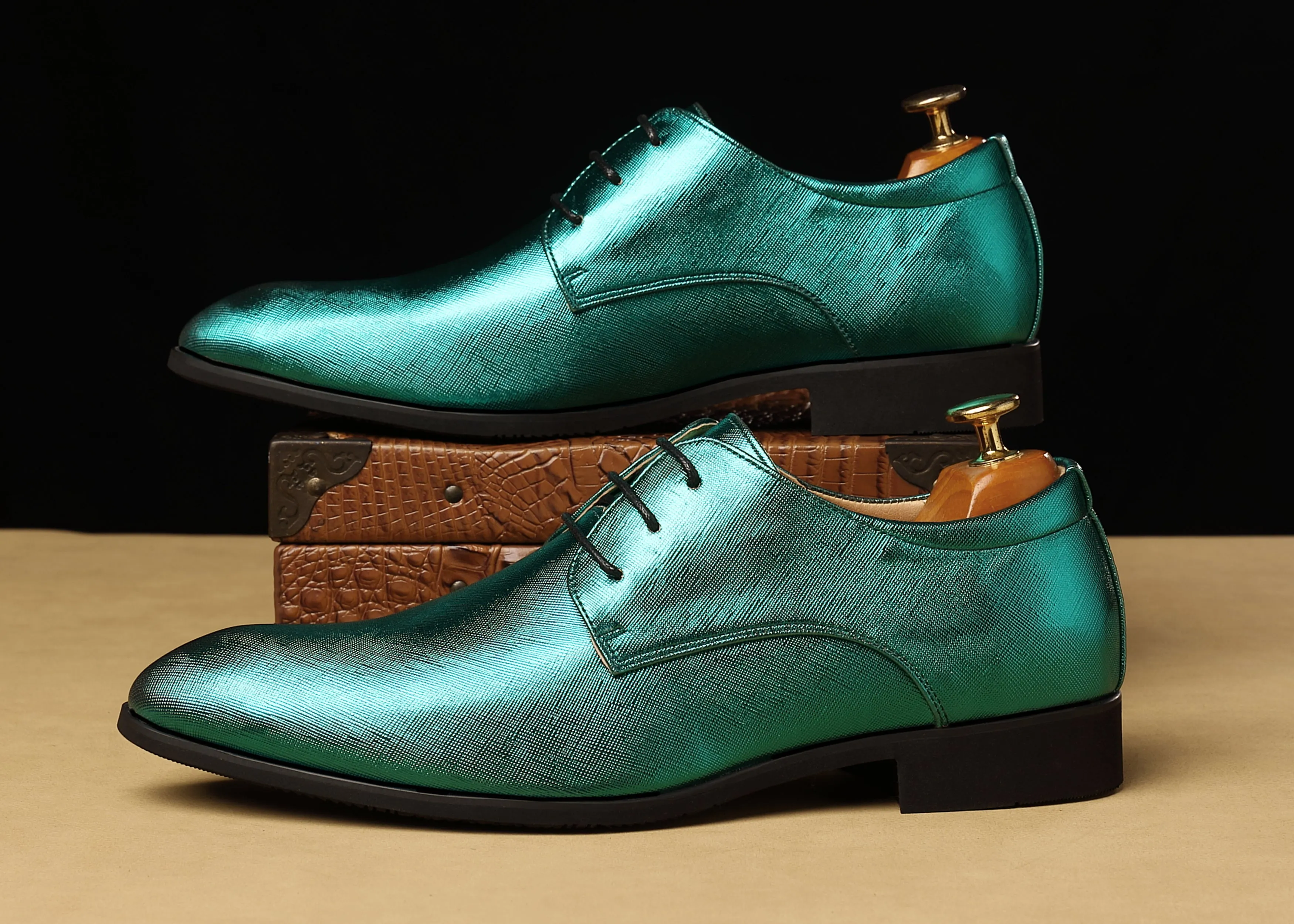 Men's Plain Matte Leather Derby Shoes