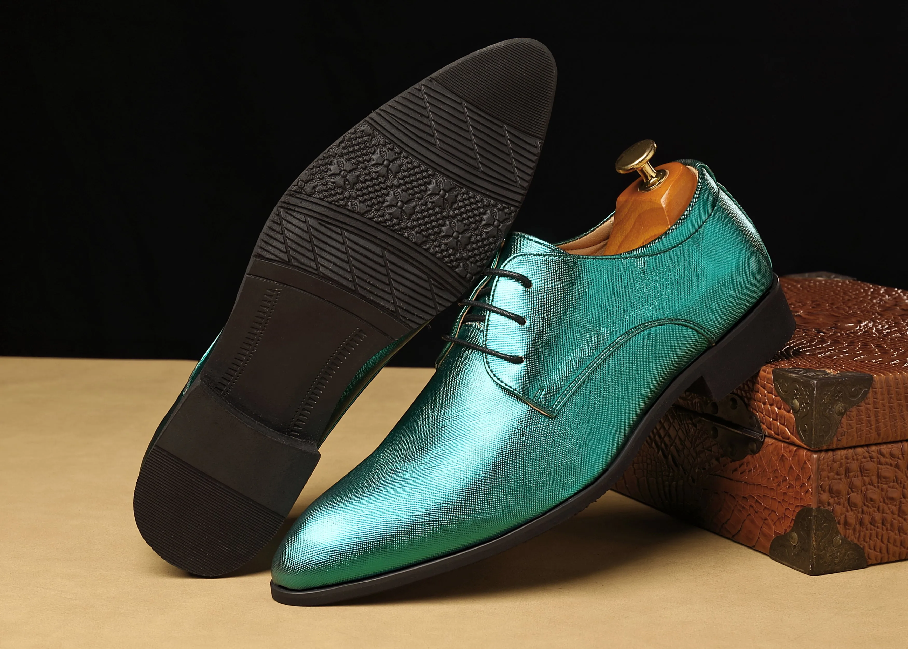 Men's Plain Matte Leather Derby Shoes