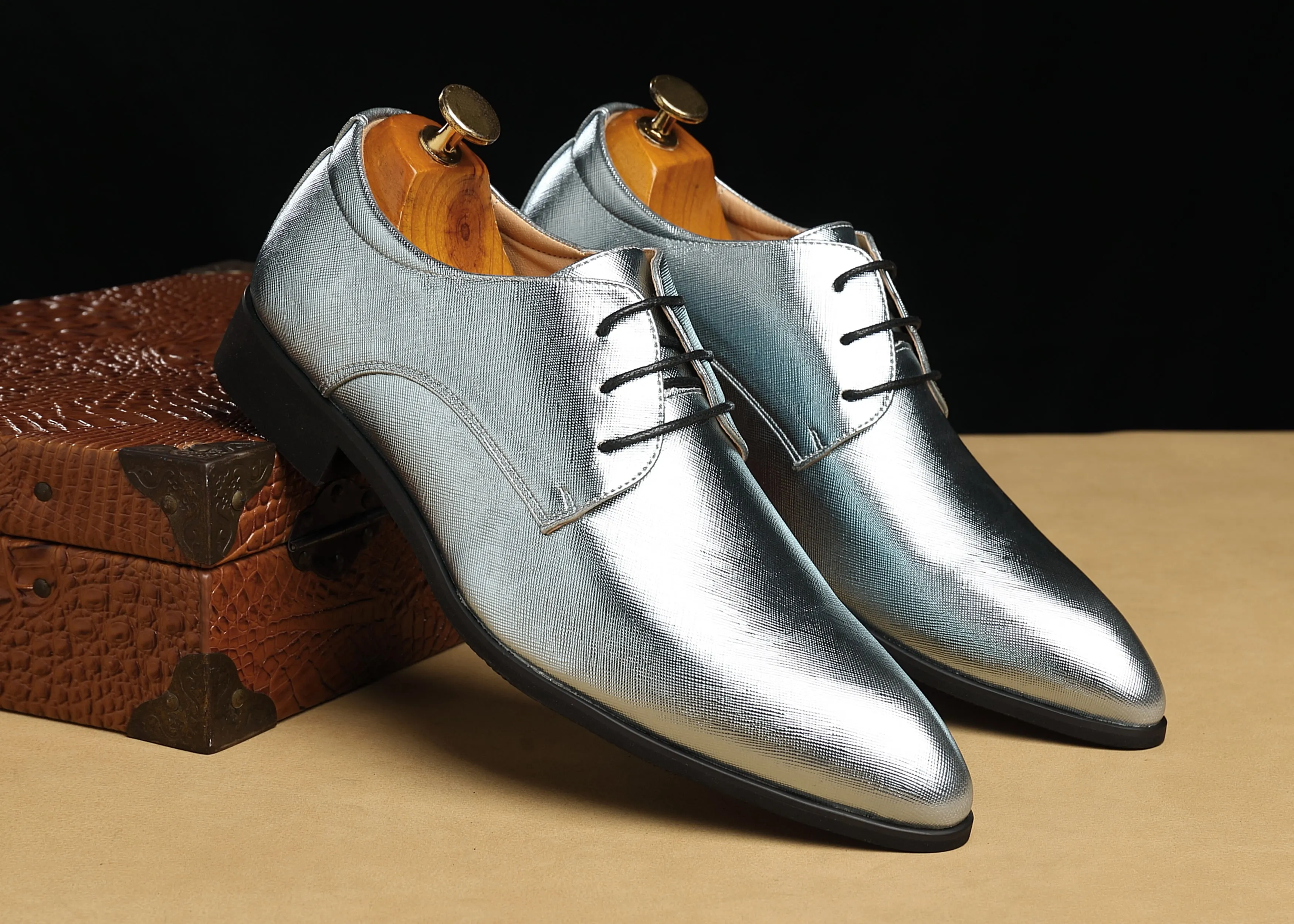 Men's Plain Matte Leather Derby Shoes