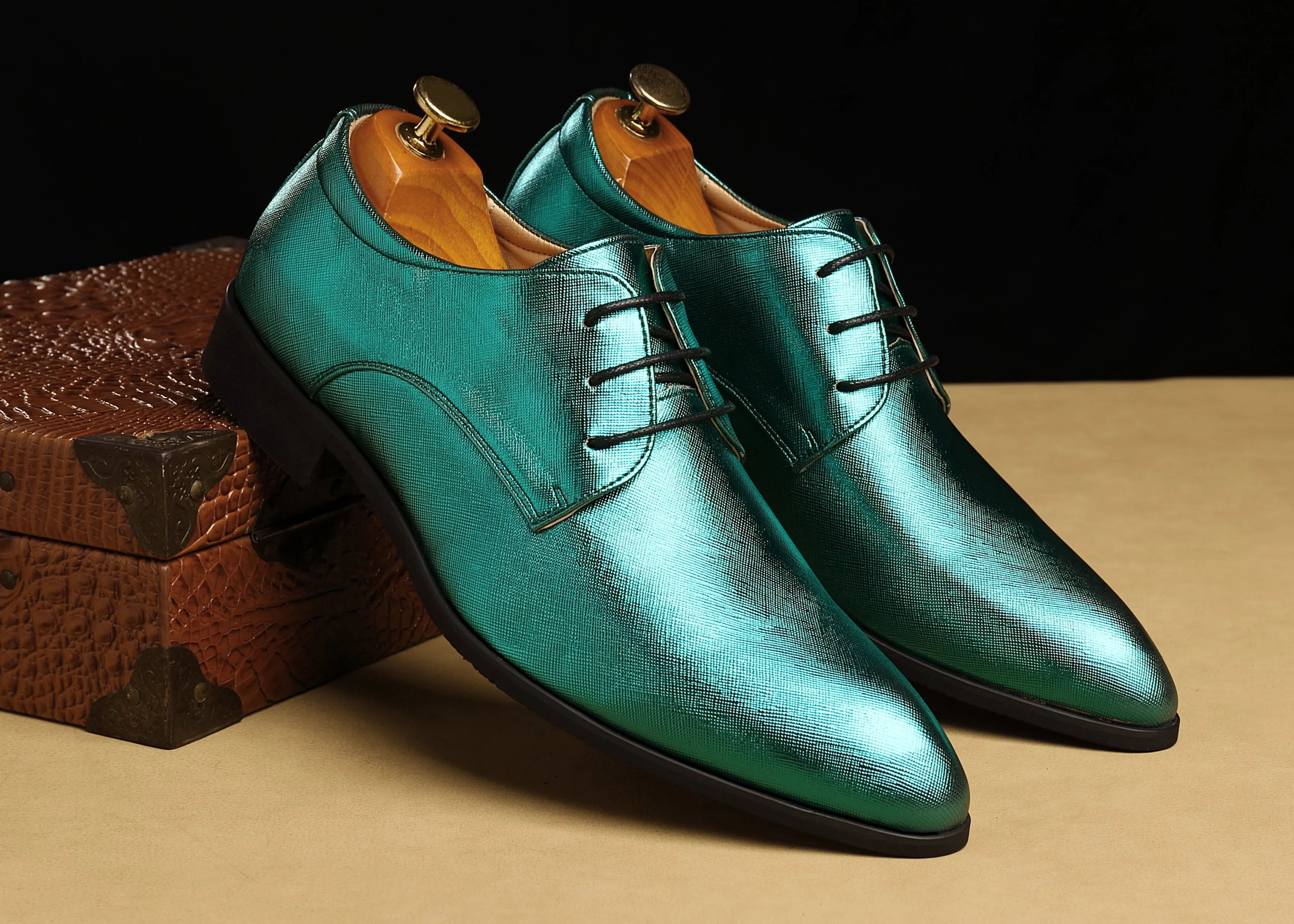 Men's Plain Matte Leather Derby Shoes
