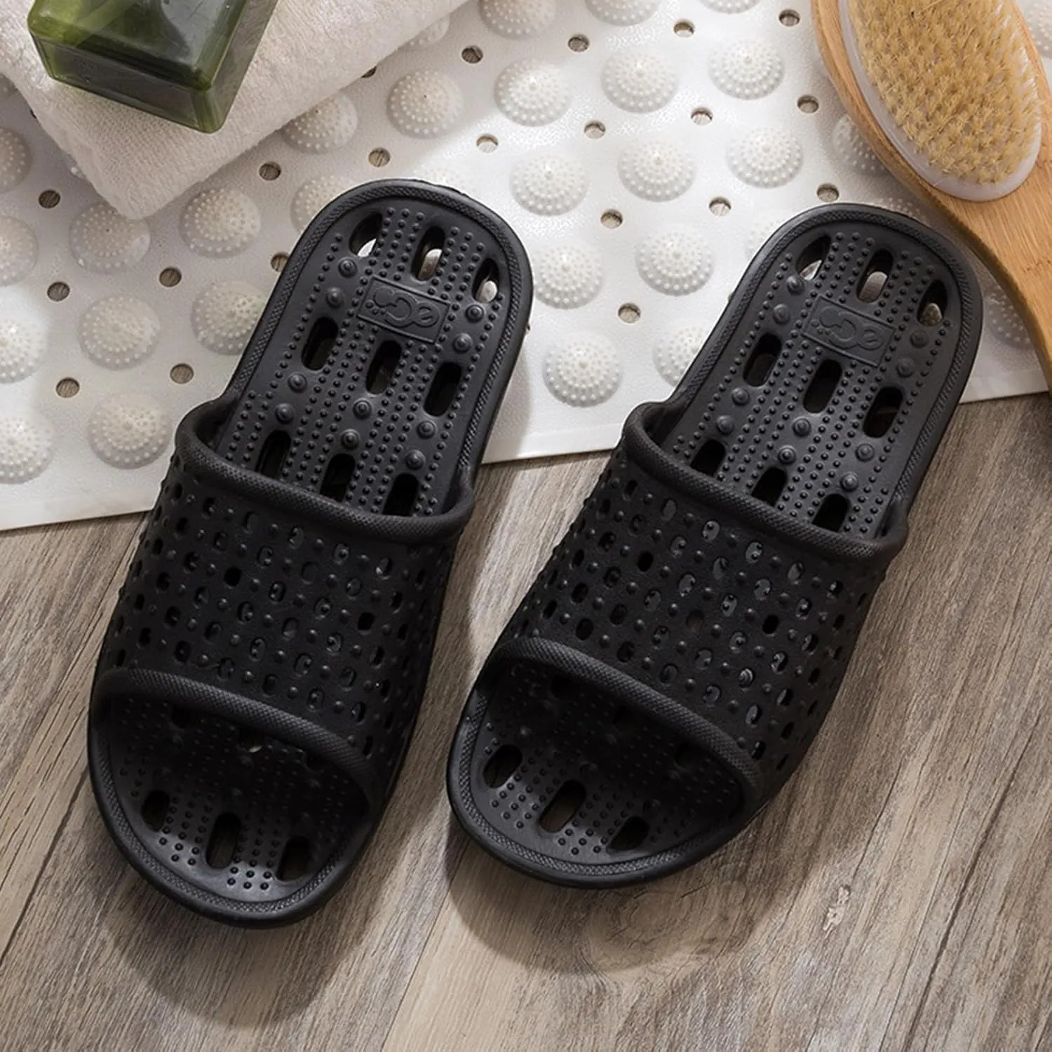 Mens Slippers Womens Slides Cloud Slippers for Men Shower Shoes Women Spa Dorms Ultimate Comfort