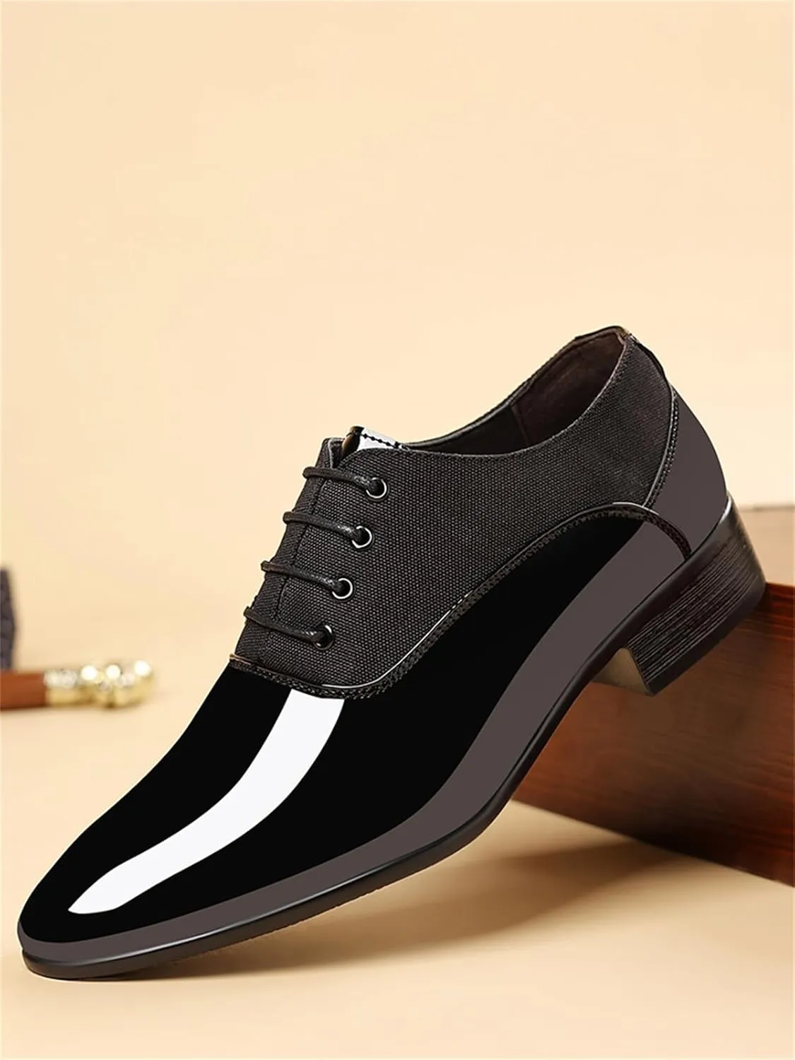 Men's Vintage High Gloss Dress Shoes Patent Leather Oxford Business Suit Tuxedo Formal Shoes Prom Weddings
