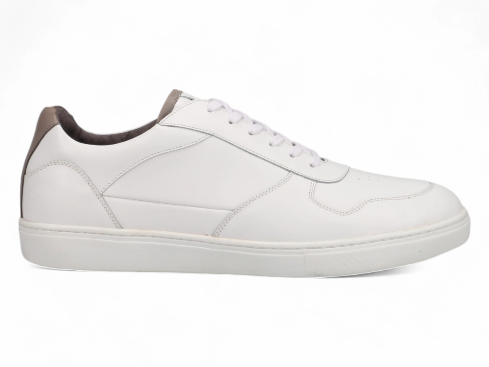 Michael Ellis Turner Athletic Sneaker White Cloud Soft Durable Build