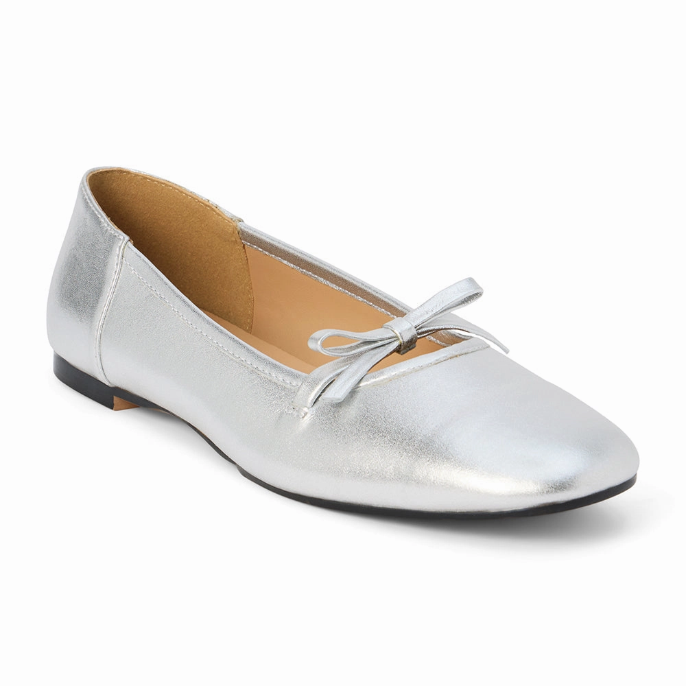 Expo Walk Sand View Missy Ballet Flat - Silver