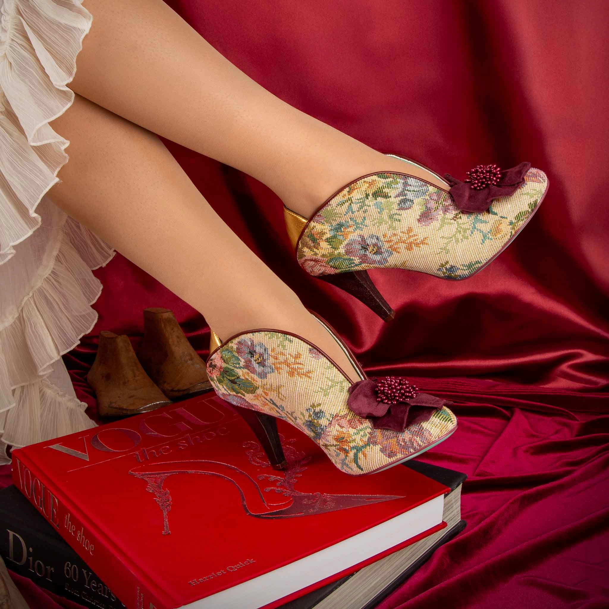 Skinny Heel Moonlit Serenade