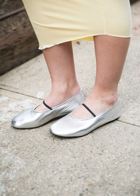 Neon Moon Ballet Flats - Silver Four - Season Heel Stabilizer Neon Moon Ballet Flats - Silver