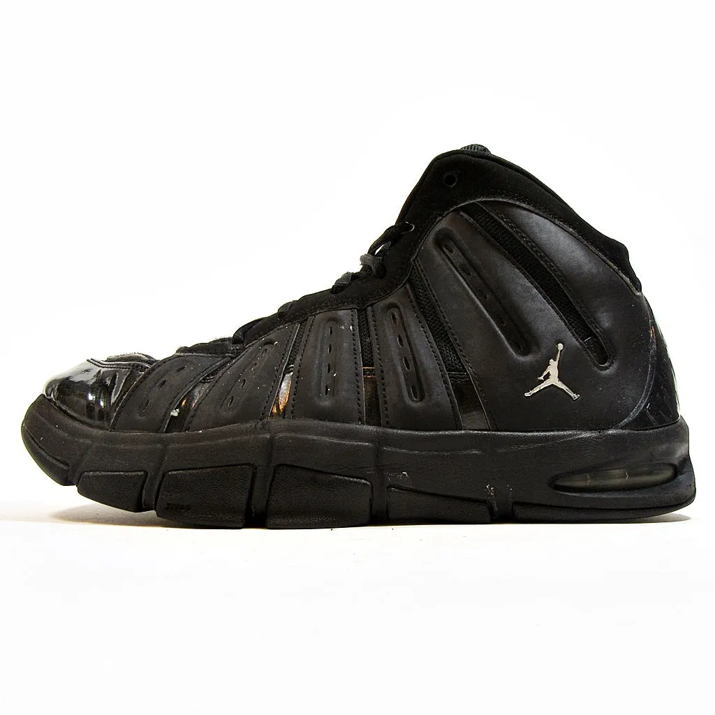 NIKE JORDAN Melo
