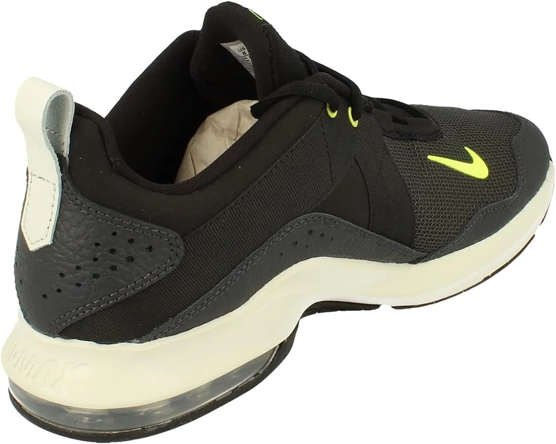 Nike Men's Low-Top Sneakers