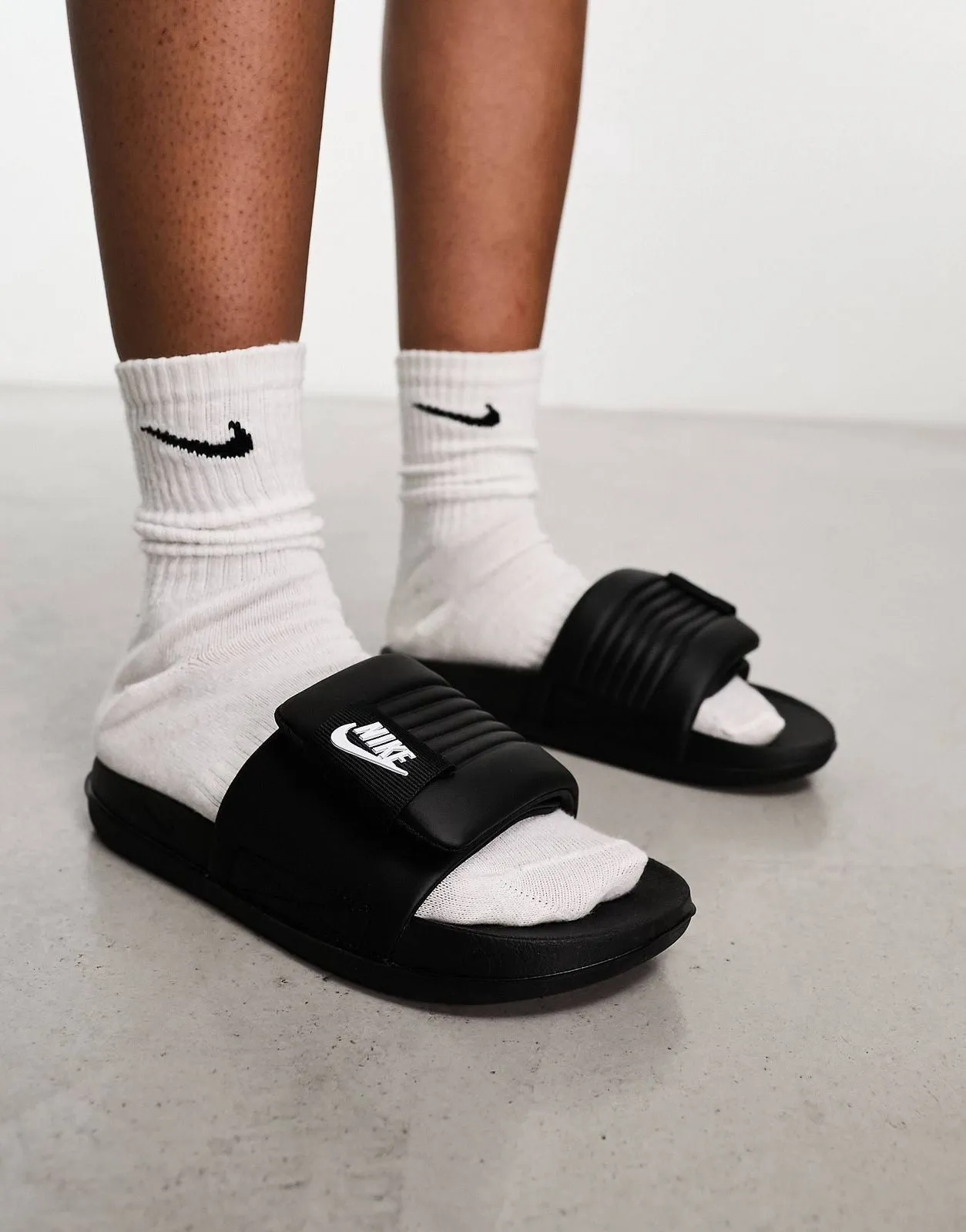 Off Court Top Notch Slide Flip Flops For Men