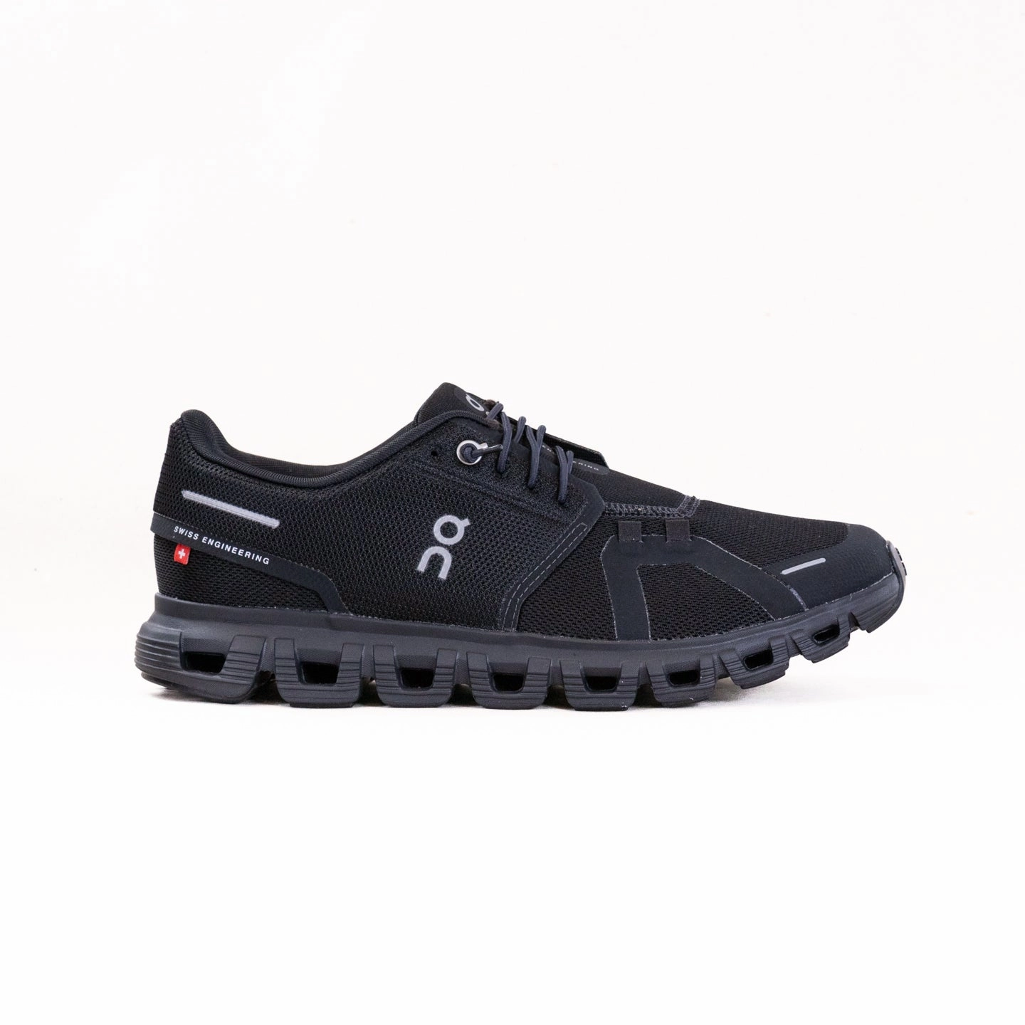 On Cloud 6 (Men's) - Black/Black Moisture Wicking Sockliner Leaf Jog