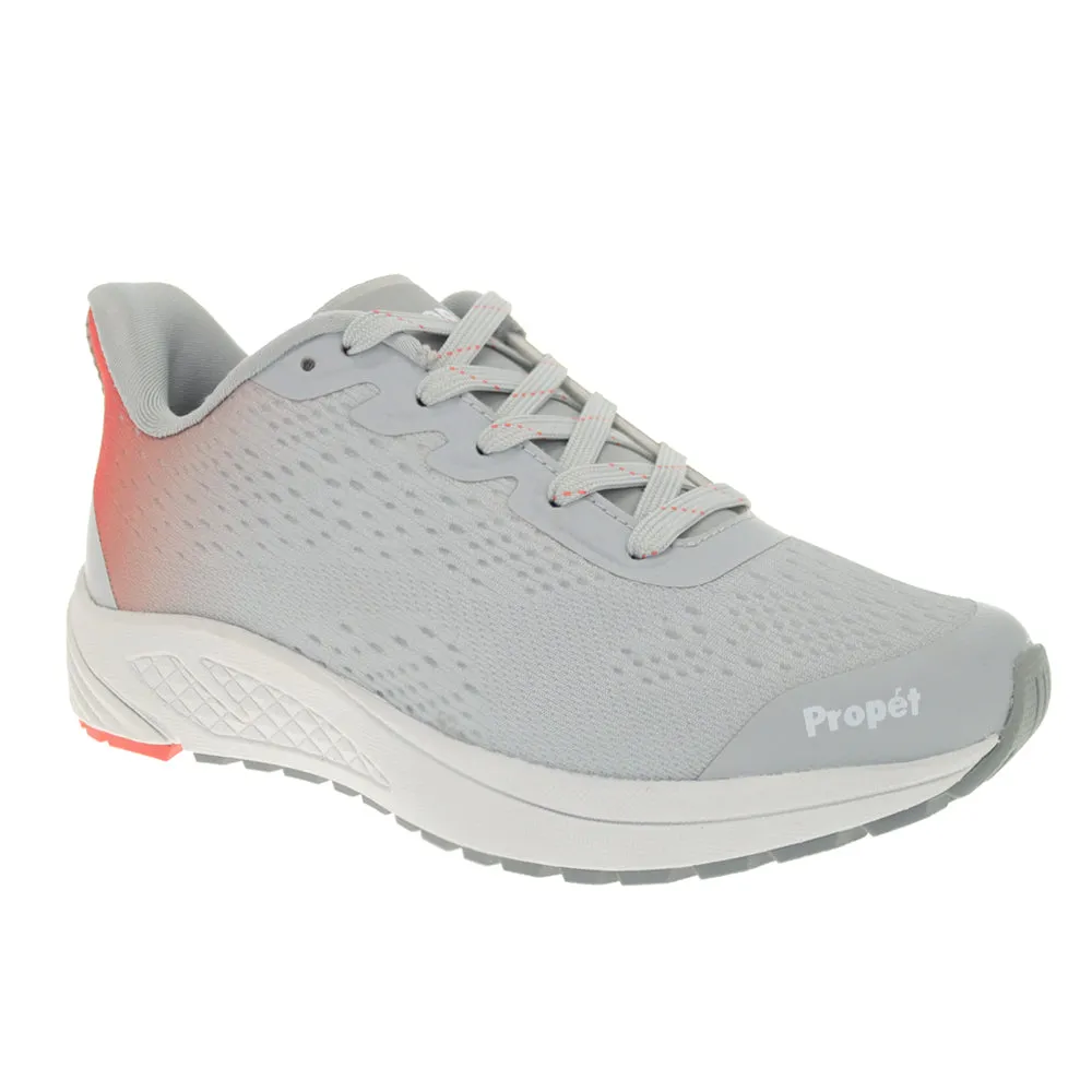 One Evolve Walking Shoes