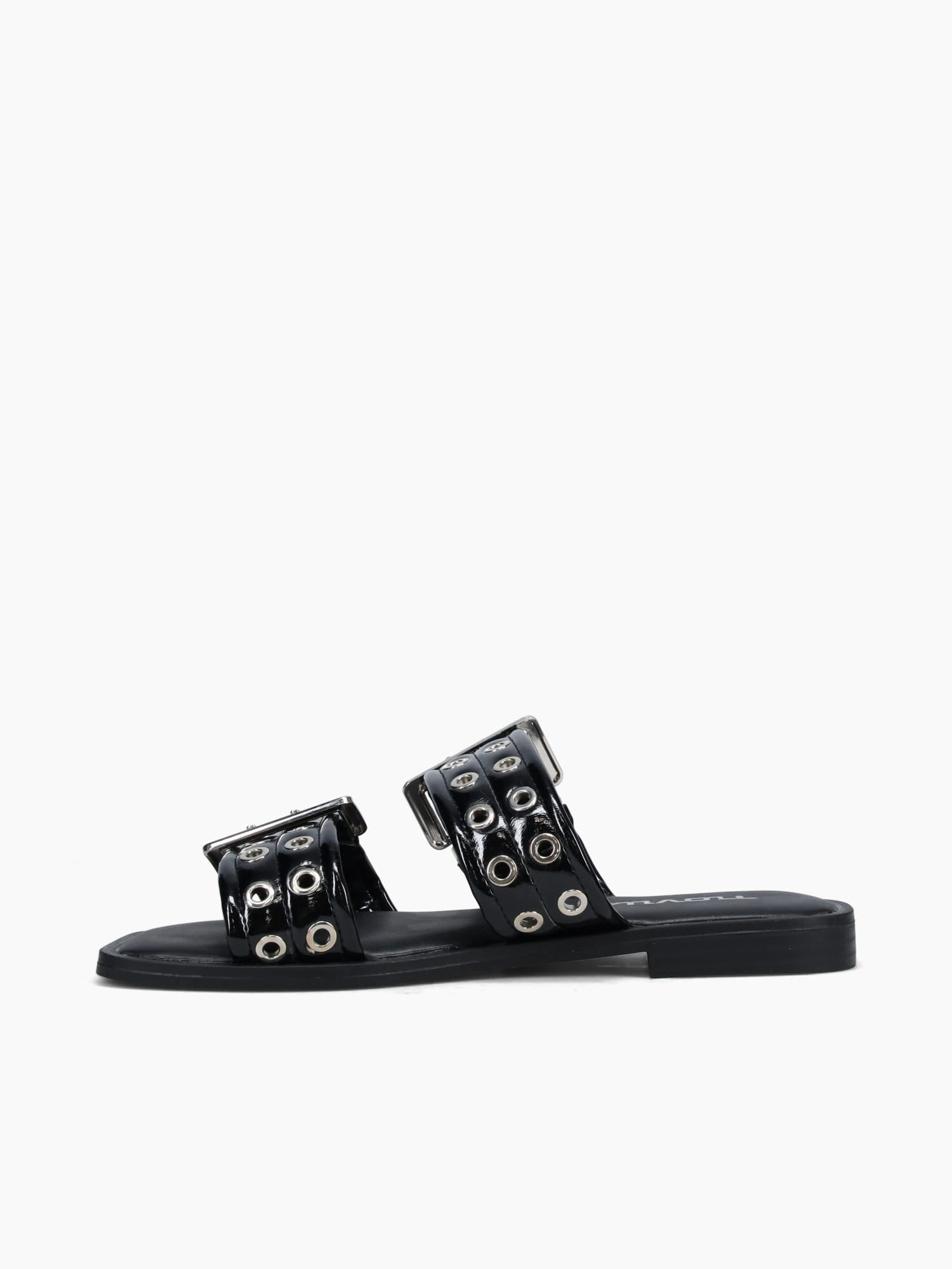 Tanya Black Patent Versatile Looks Breezy Mood