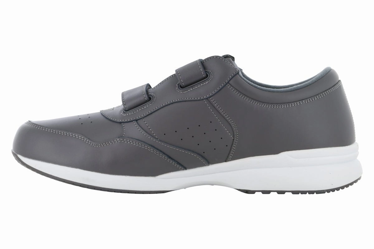 Even weight distribution Propet Lifewalker Strap Dark Grey