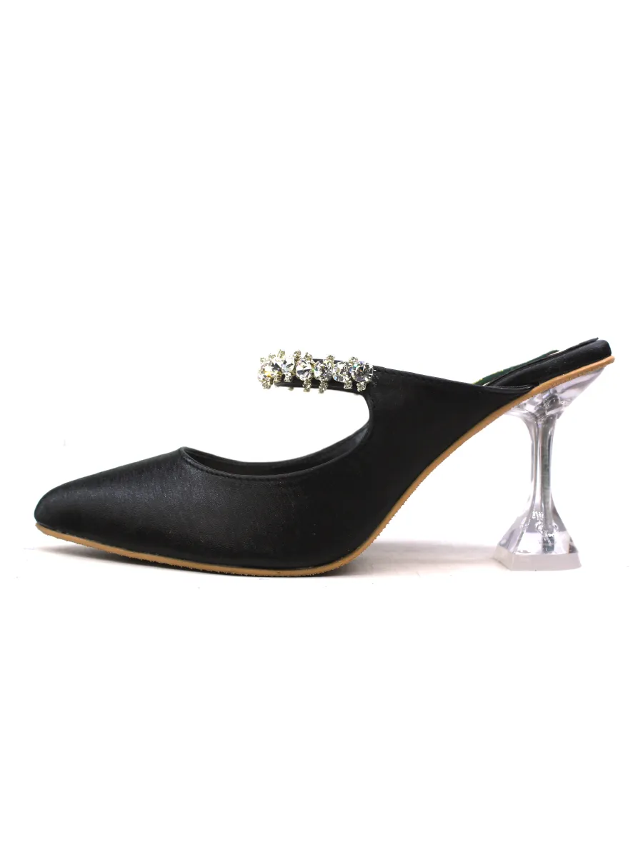 Pumps With Crystal Heel